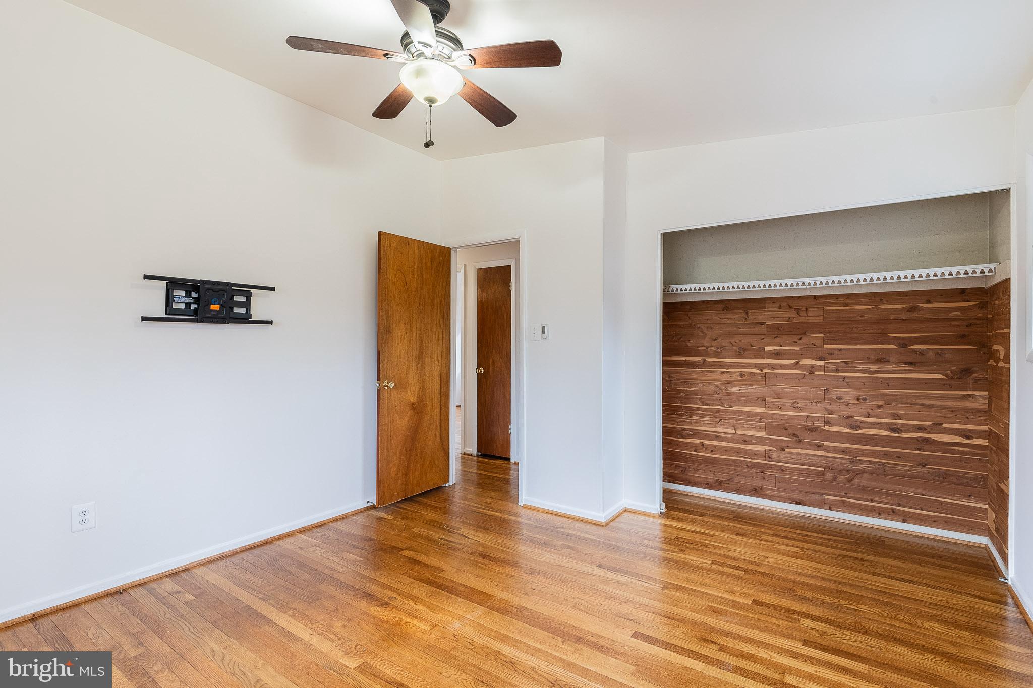 SPRINGFIELD ESTATES - Residential Lease