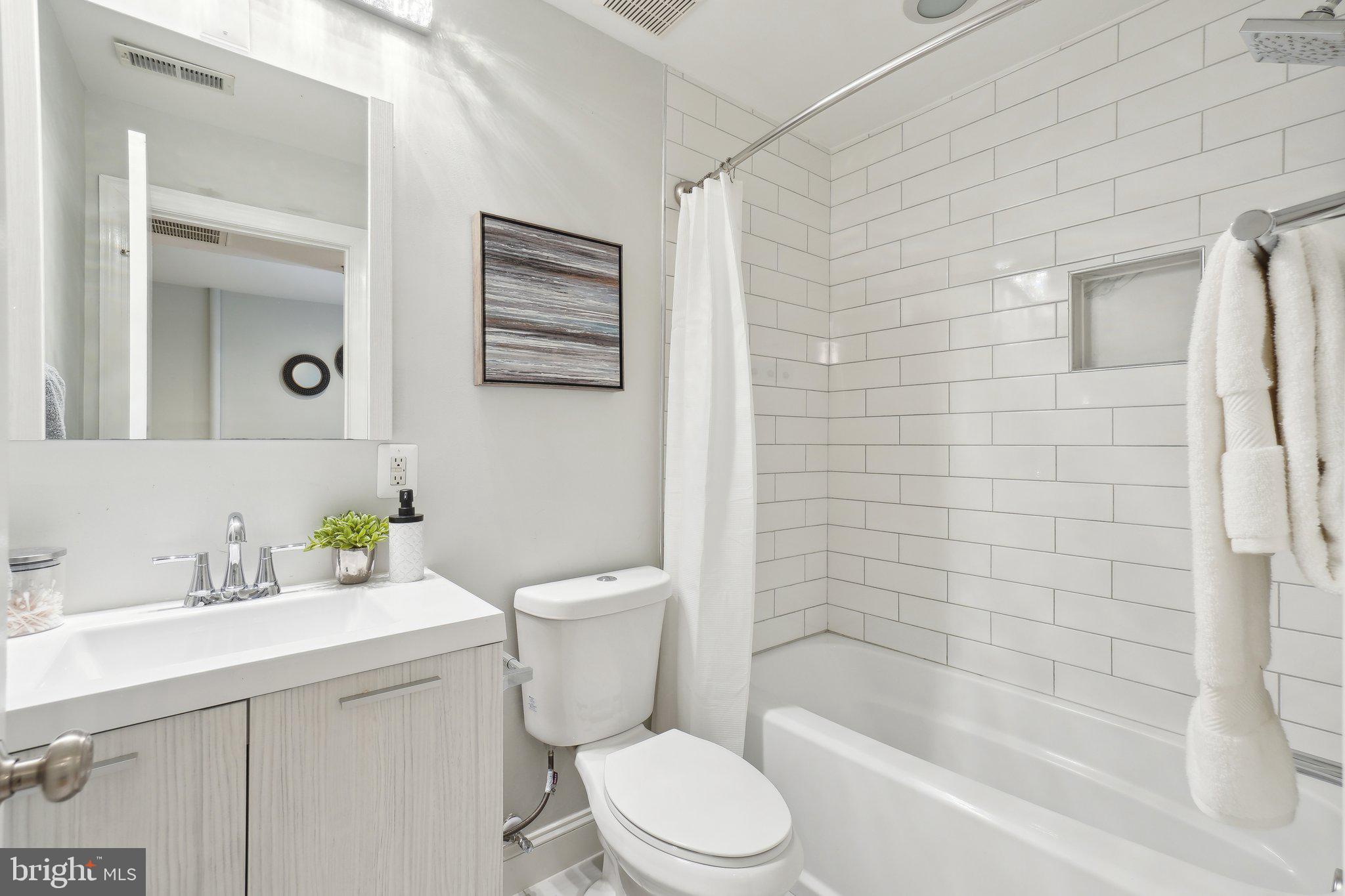 DUPONT CIRCLE - Residential