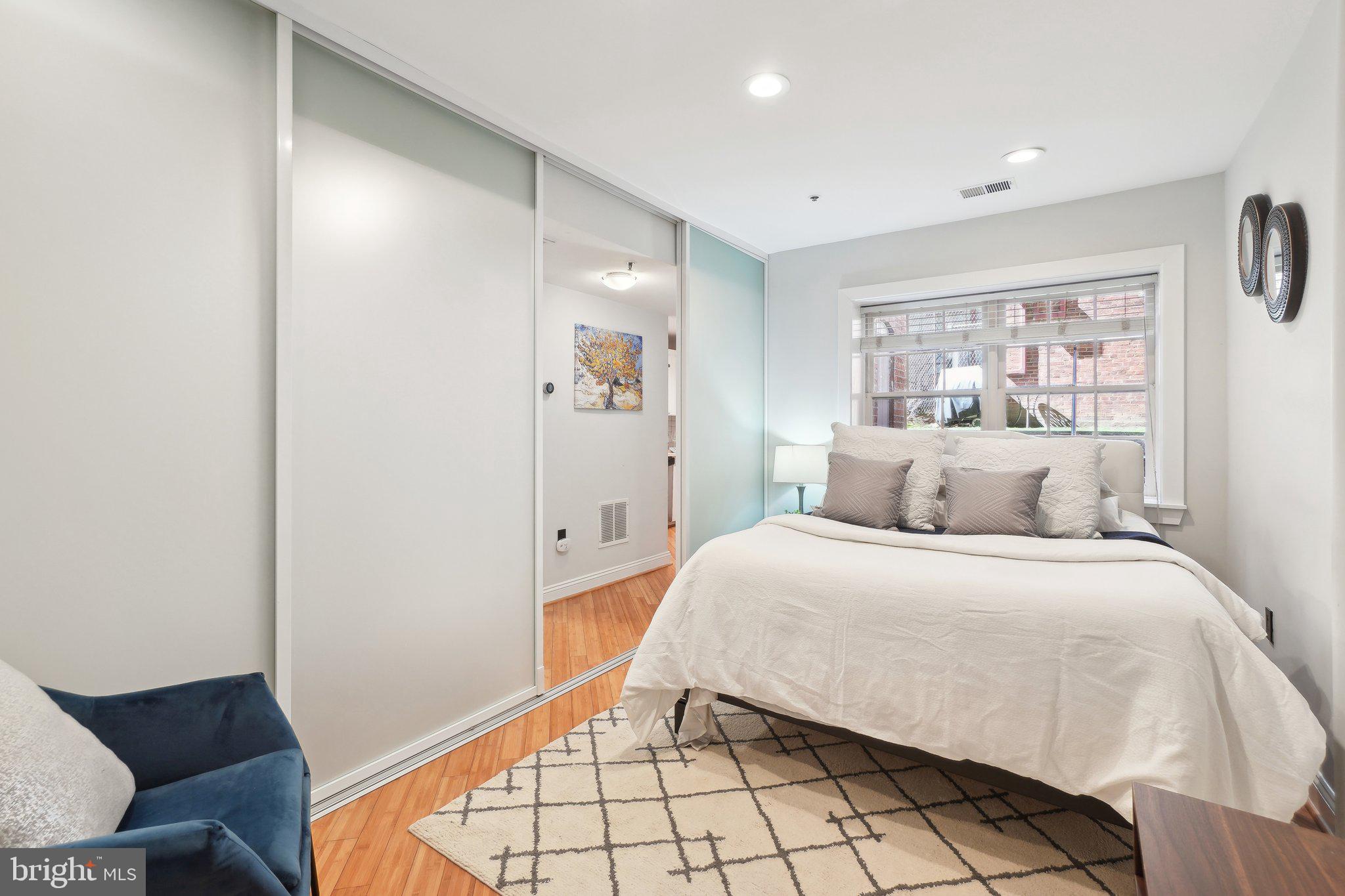 DUPONT CIRCLE - Residential