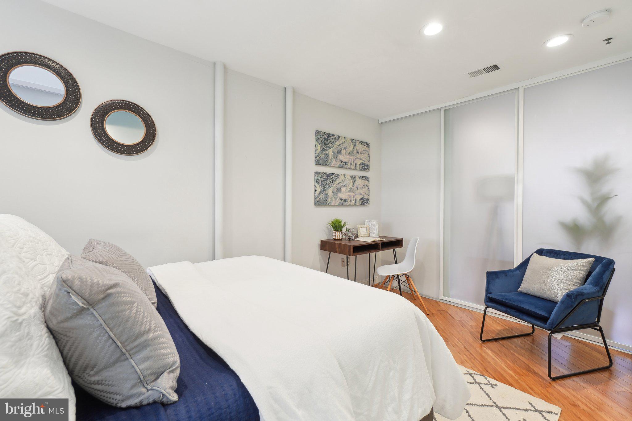 DUPONT CIRCLE - Residential