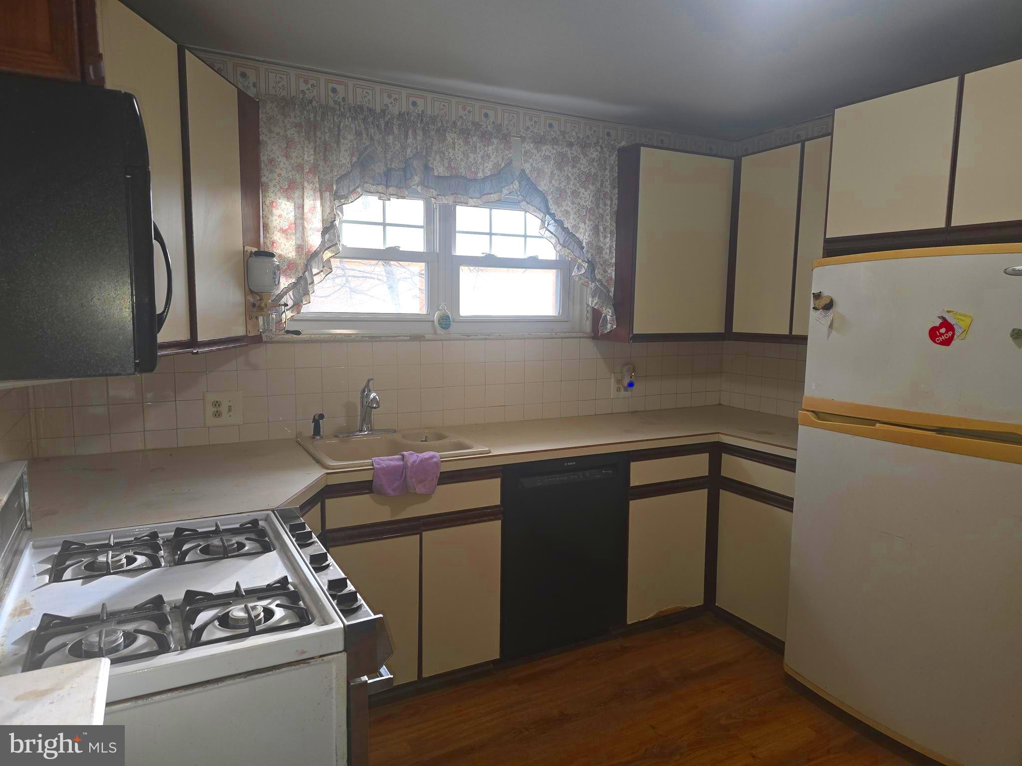 WYNNEFIELD HEIGHTS - Residential