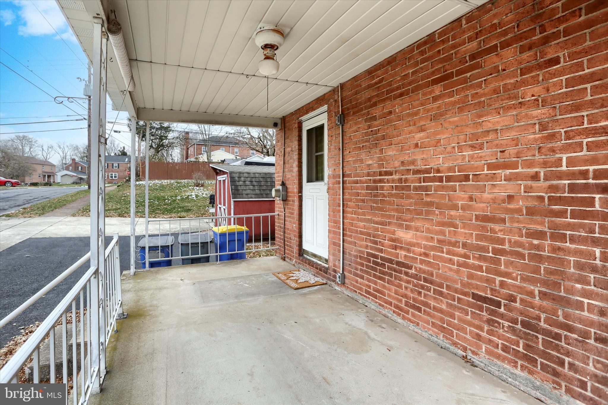 OAK HILLS - Residential