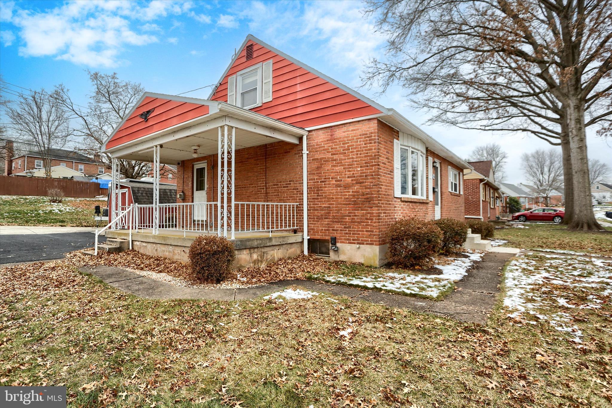 OAK HILLS - Residential