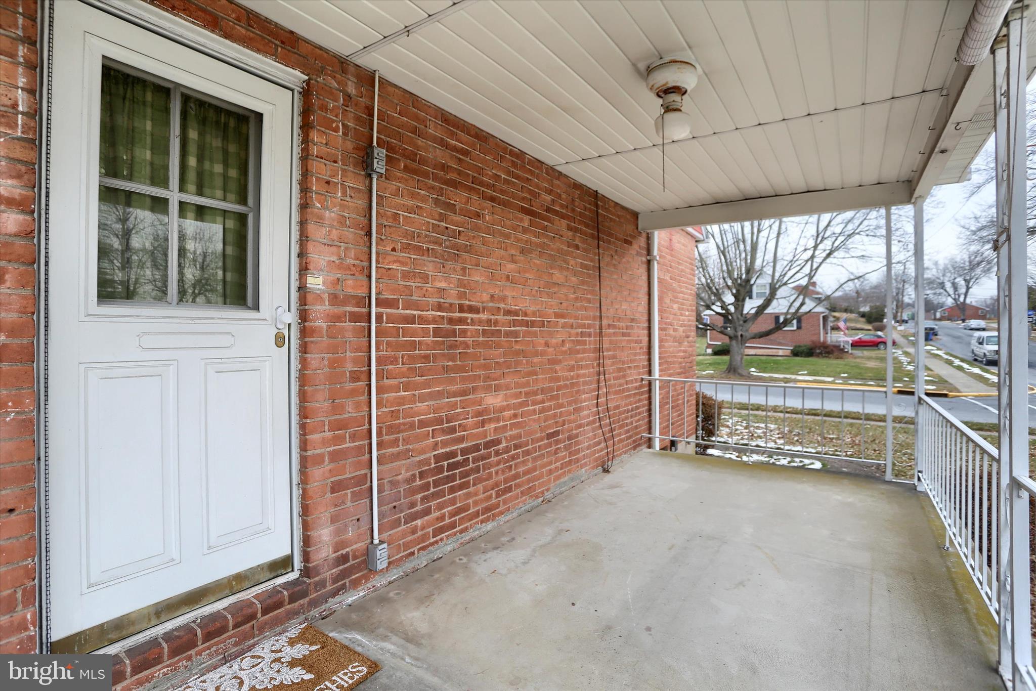 OAK HILLS - Residential