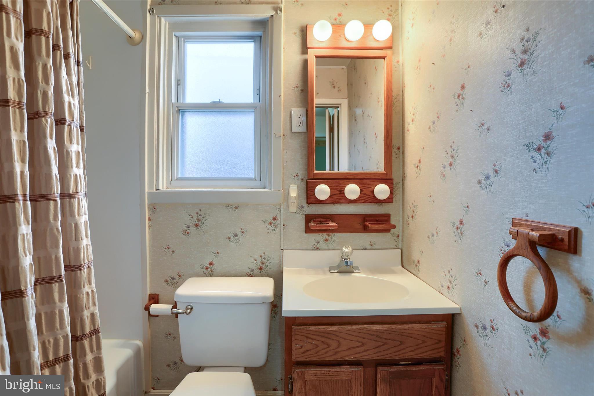 OAK HILLS - Residential