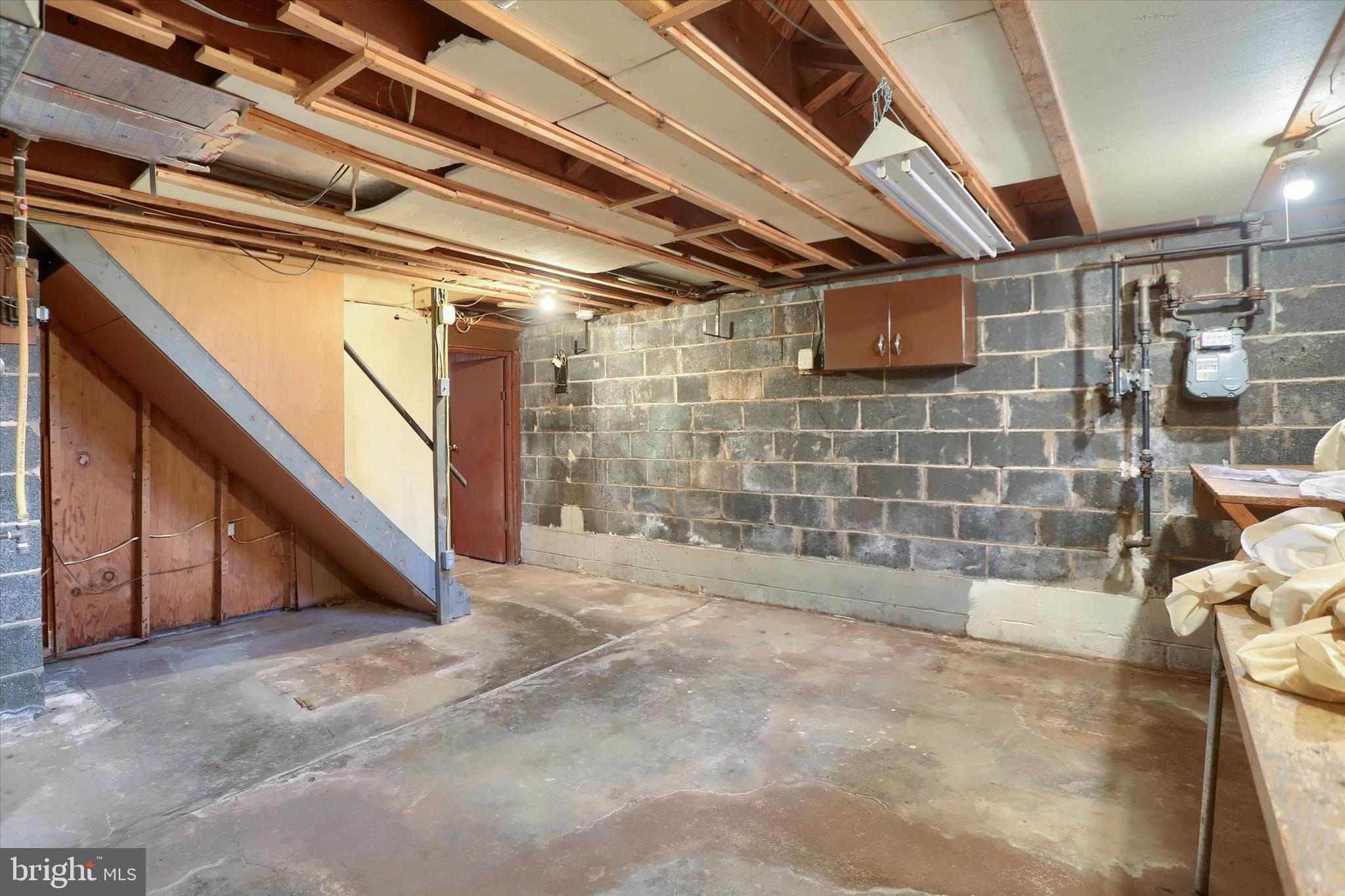 OAK HILLS - Residential