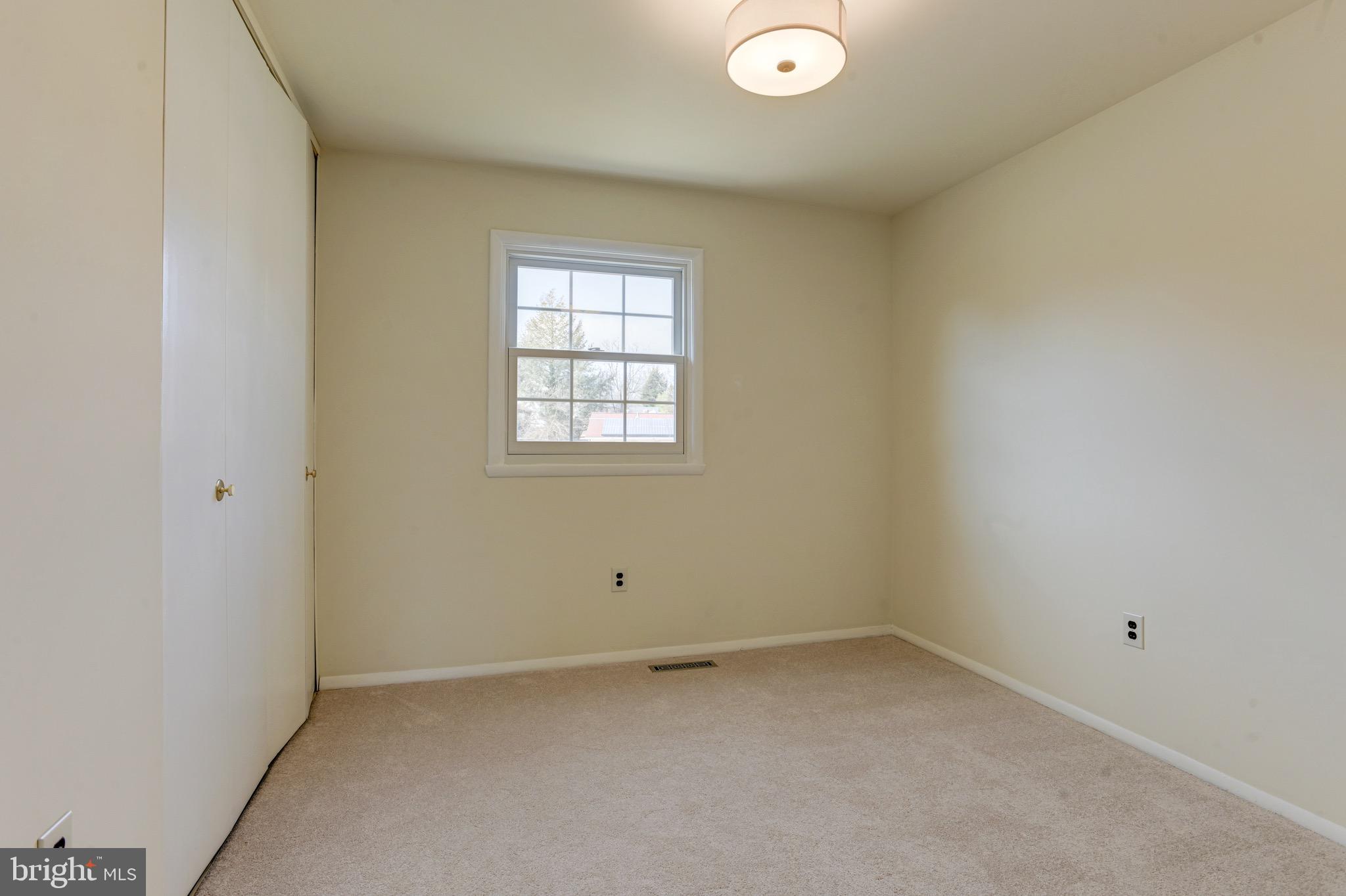 BRIGHT OAKS - Residential