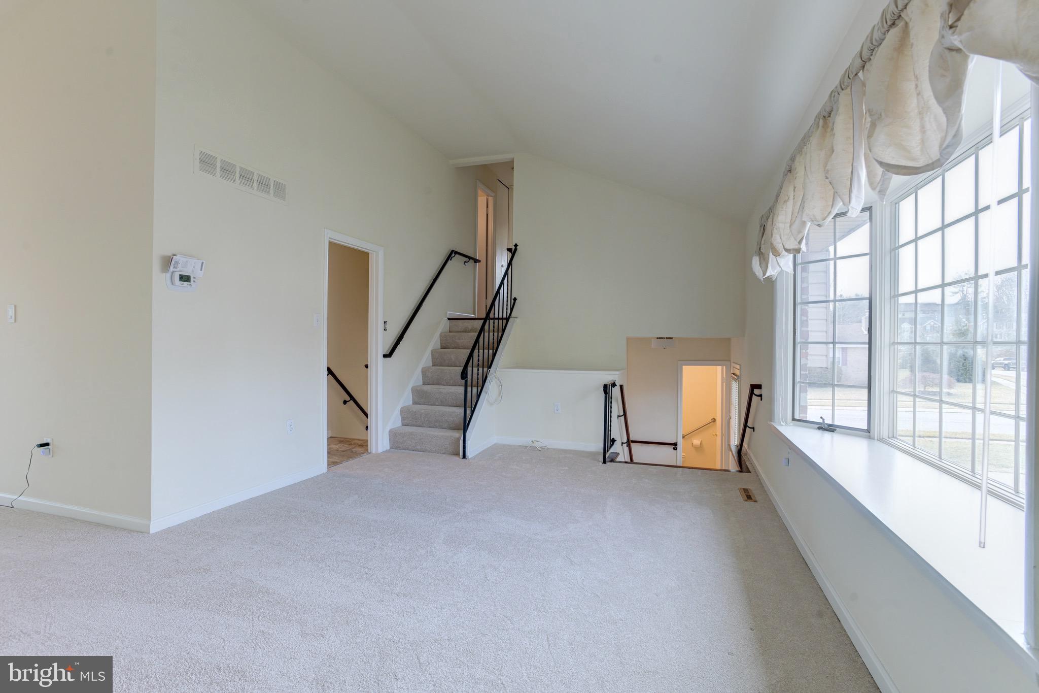 BRIGHT OAKS - Residential