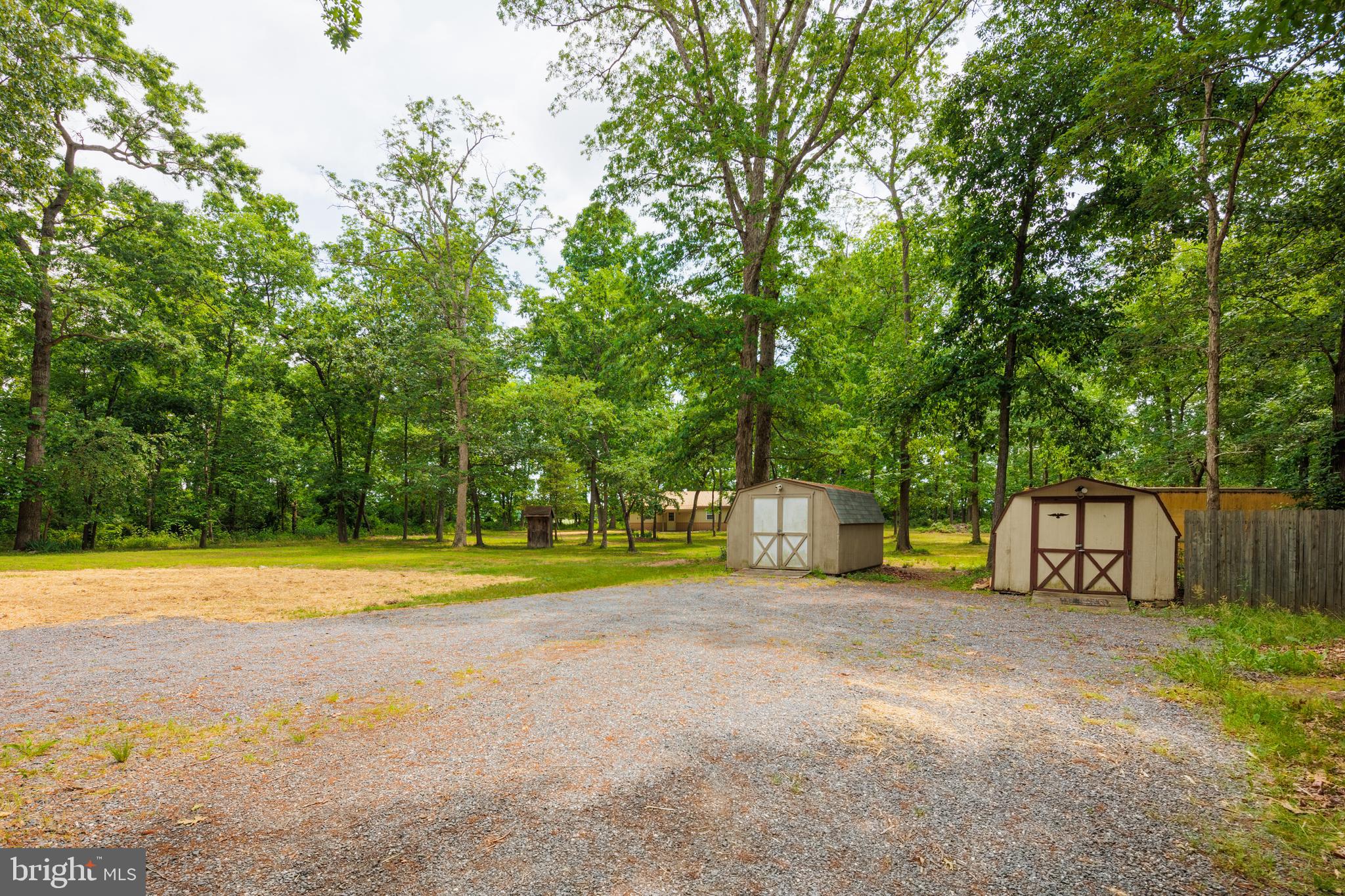 LYN WOODS - Residential