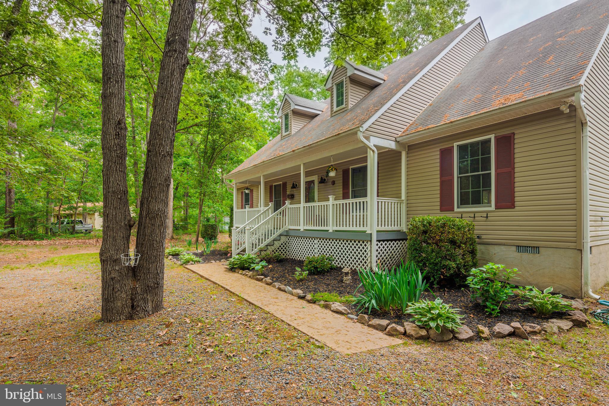 LYN WOODS - Residential