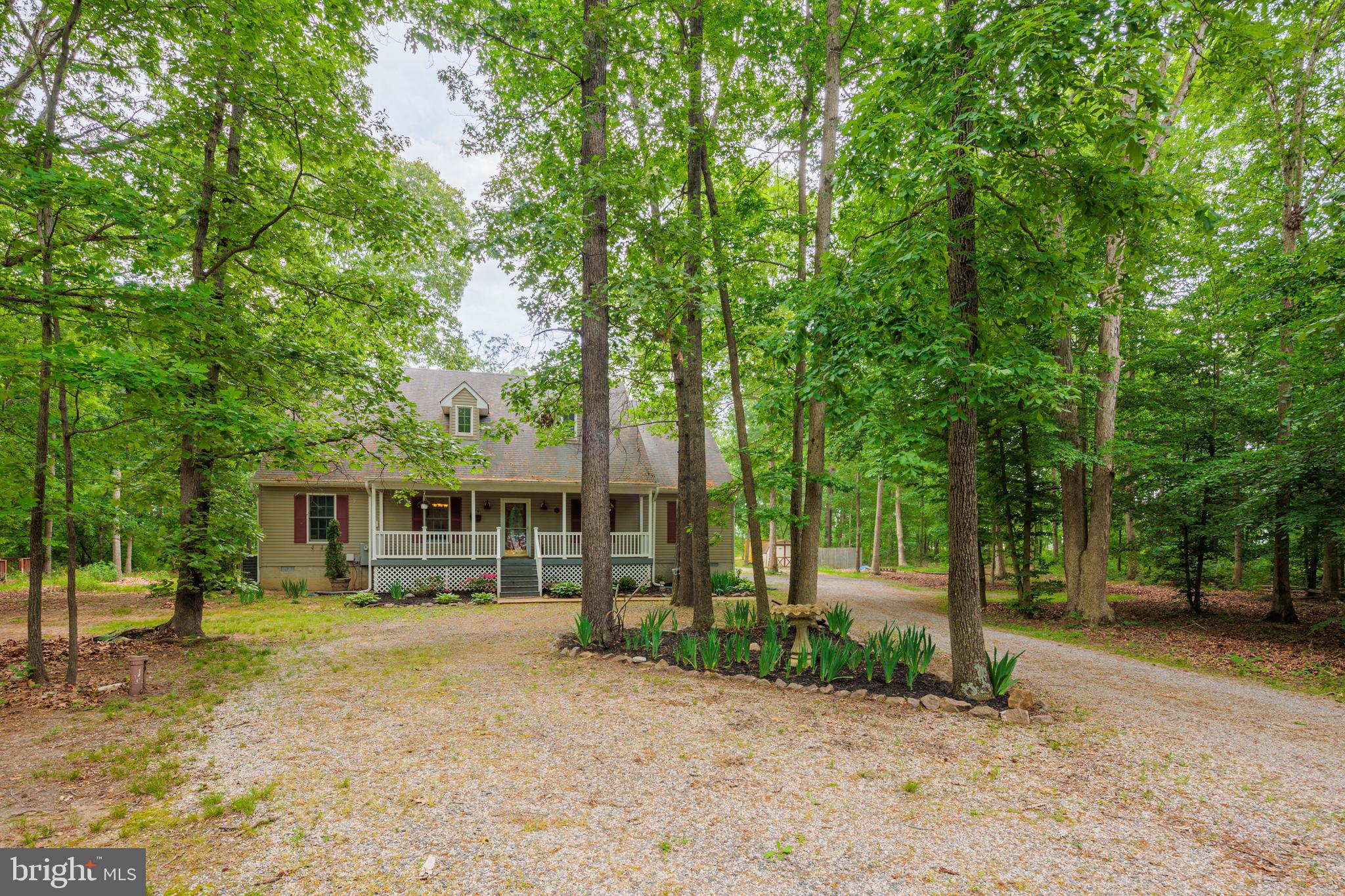 LYN WOODS - Residential