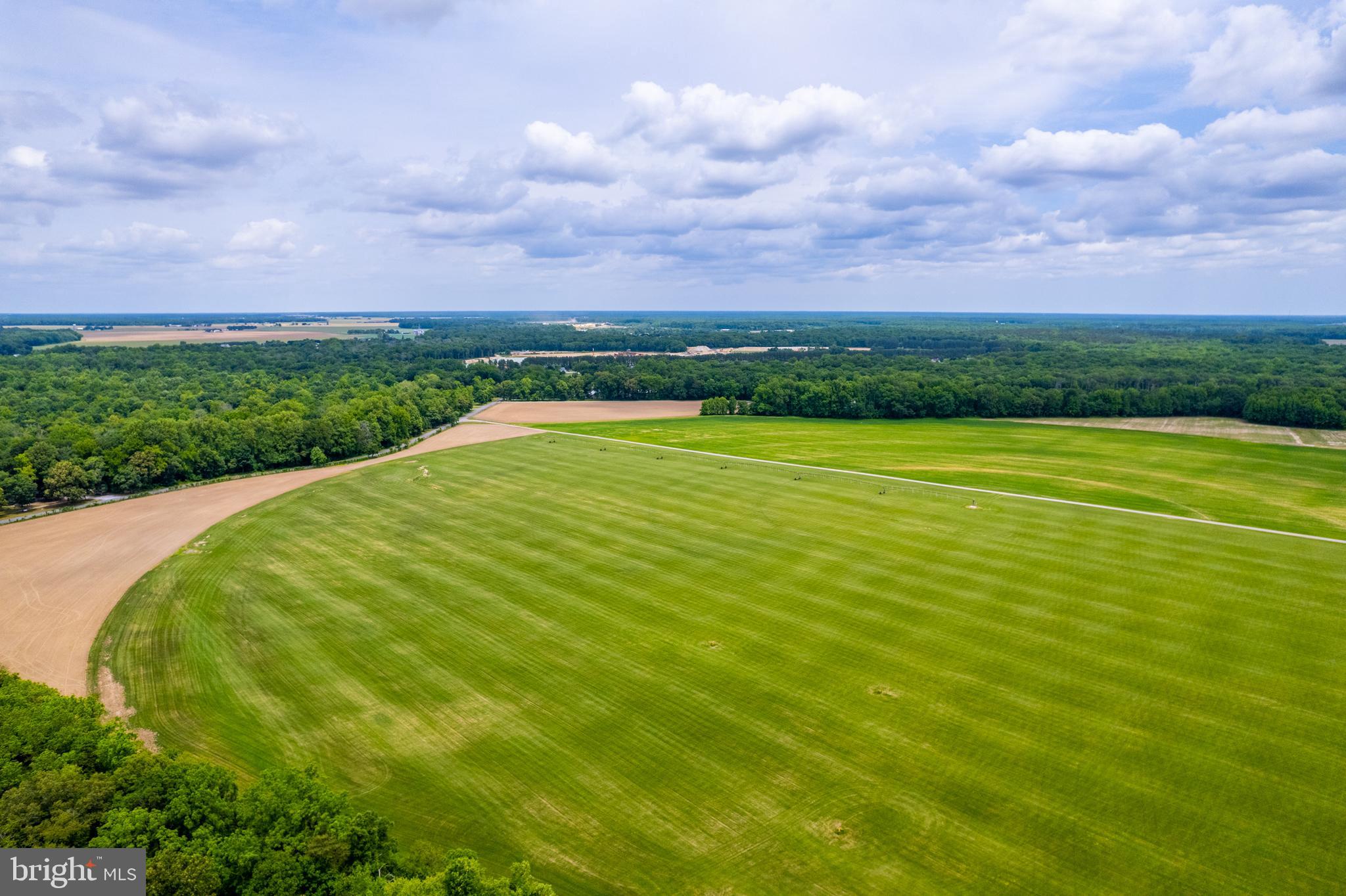 LYN WOODS - Residential