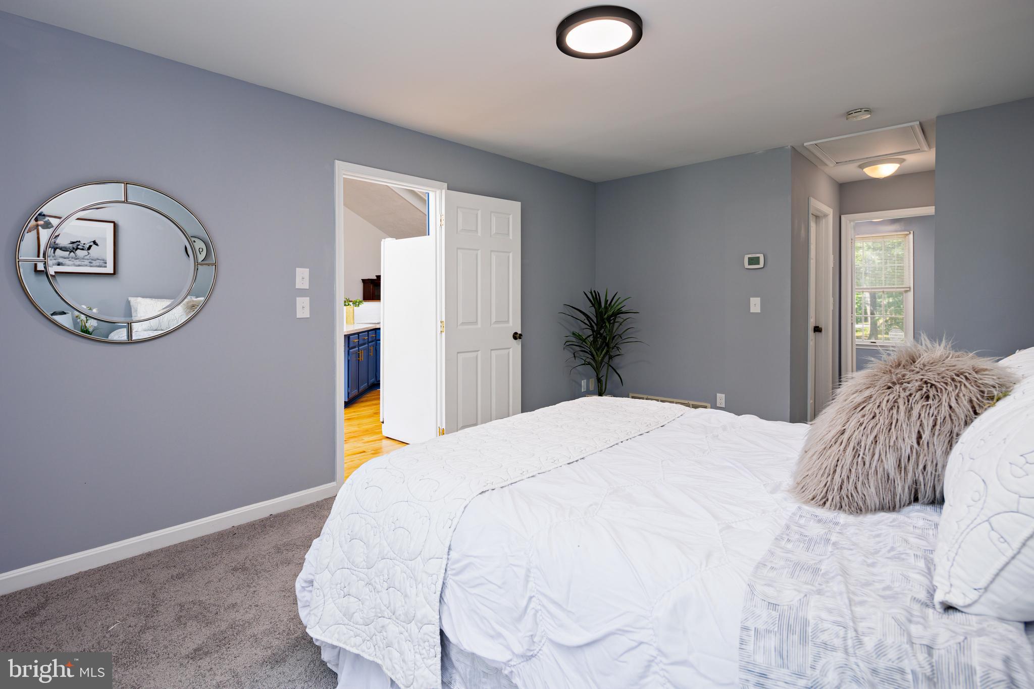 LYN WOODS - Residential