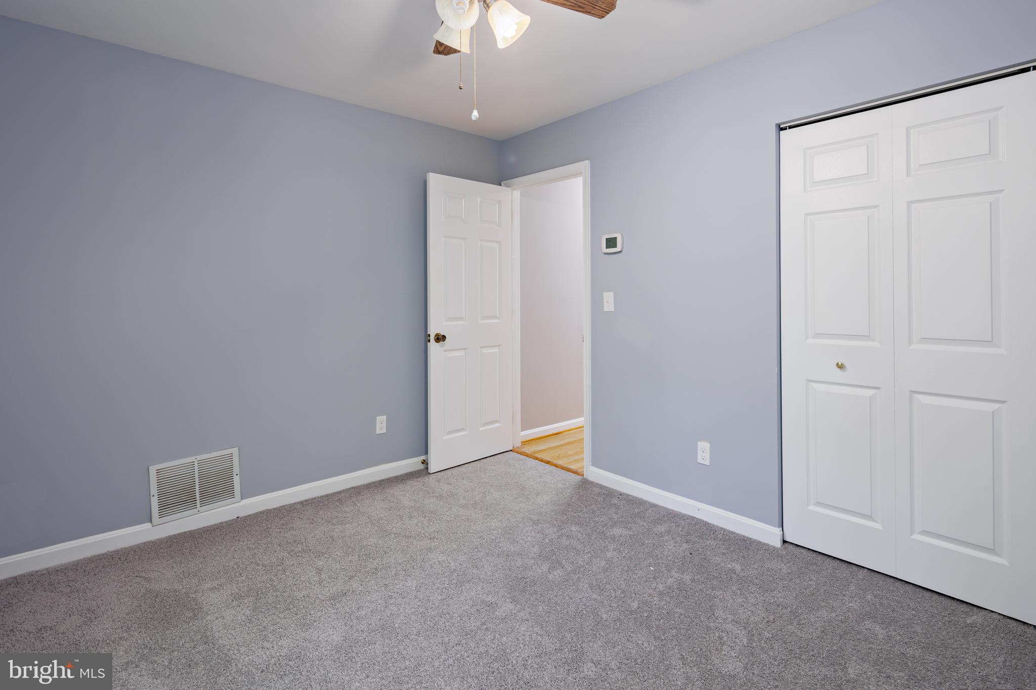 LYN WOODS - Residential