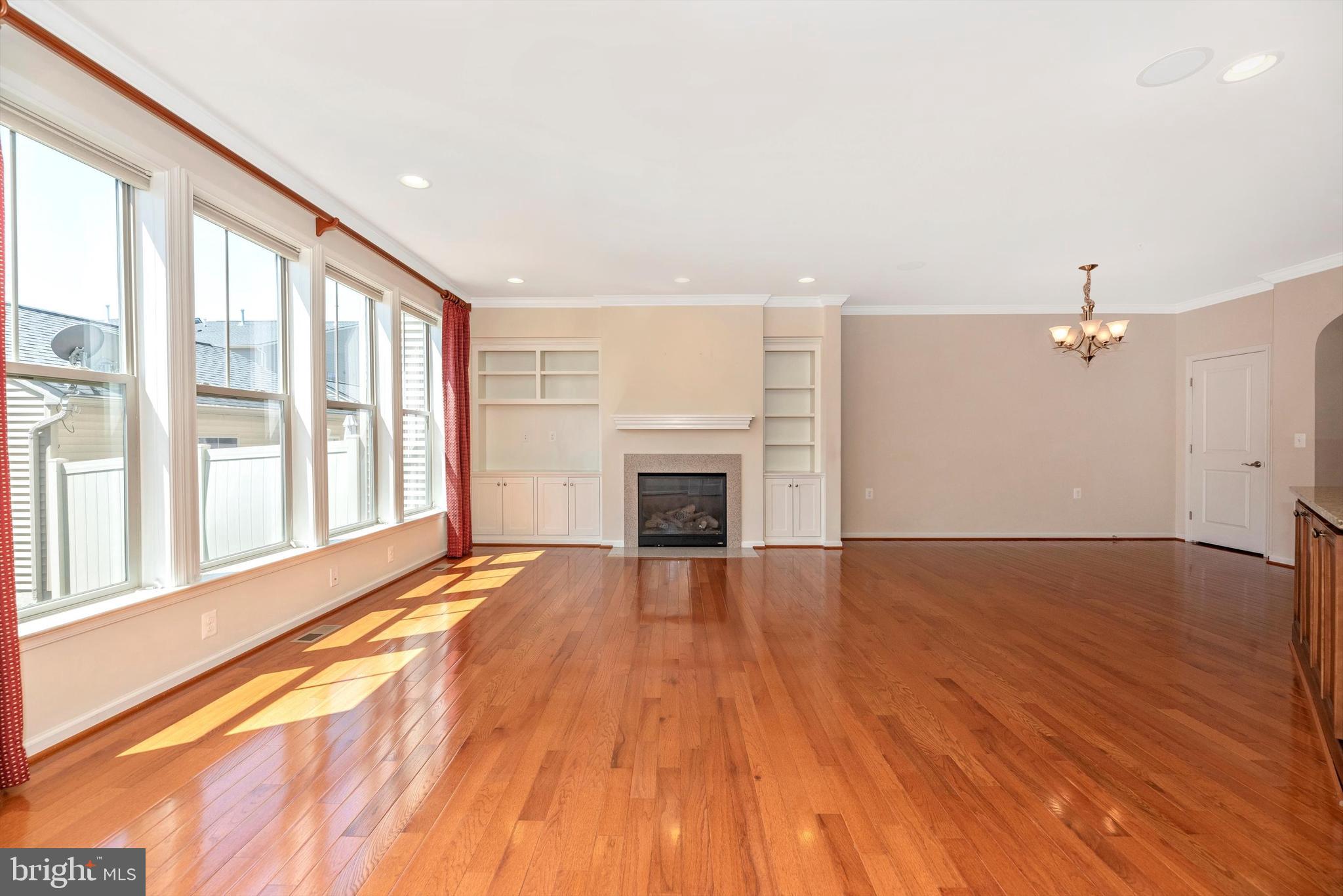 WORMANS MILL - Residential