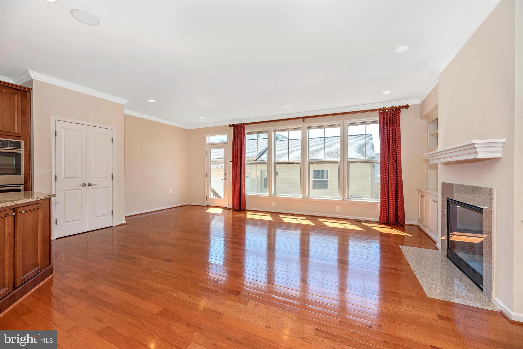 WORMANS MILL - Residential