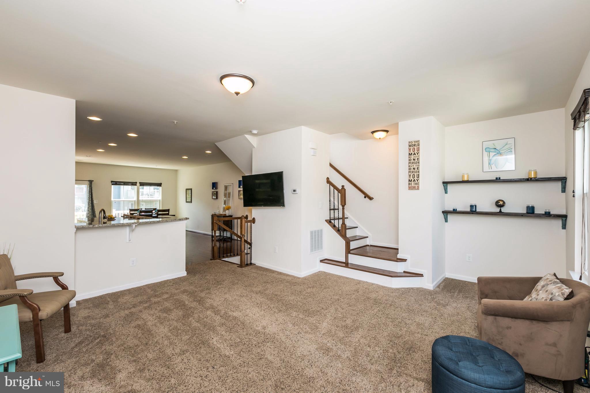 CREEKSIDE VILLAGE AT TANYARD SPRINGS - Residential Lease