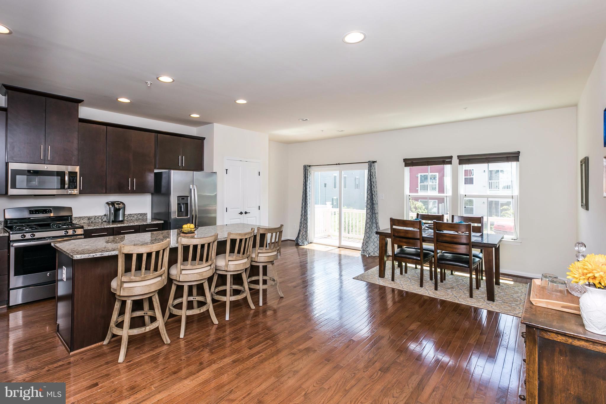 CREEKSIDE VILLAGE AT TANYARD SPRINGS - Residential Lease