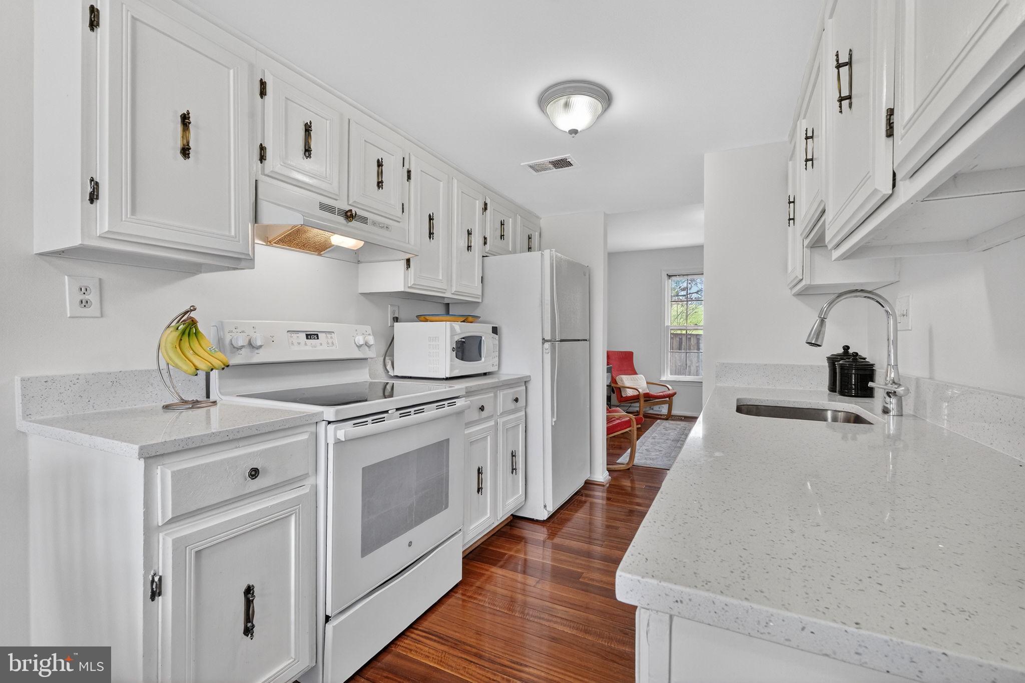 PARTRIDGE PLACE - Residential