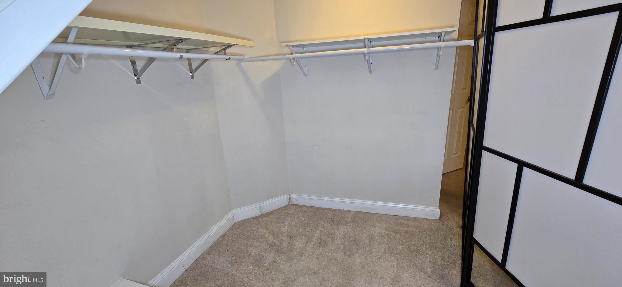 WOODLAWN - Residential Lease