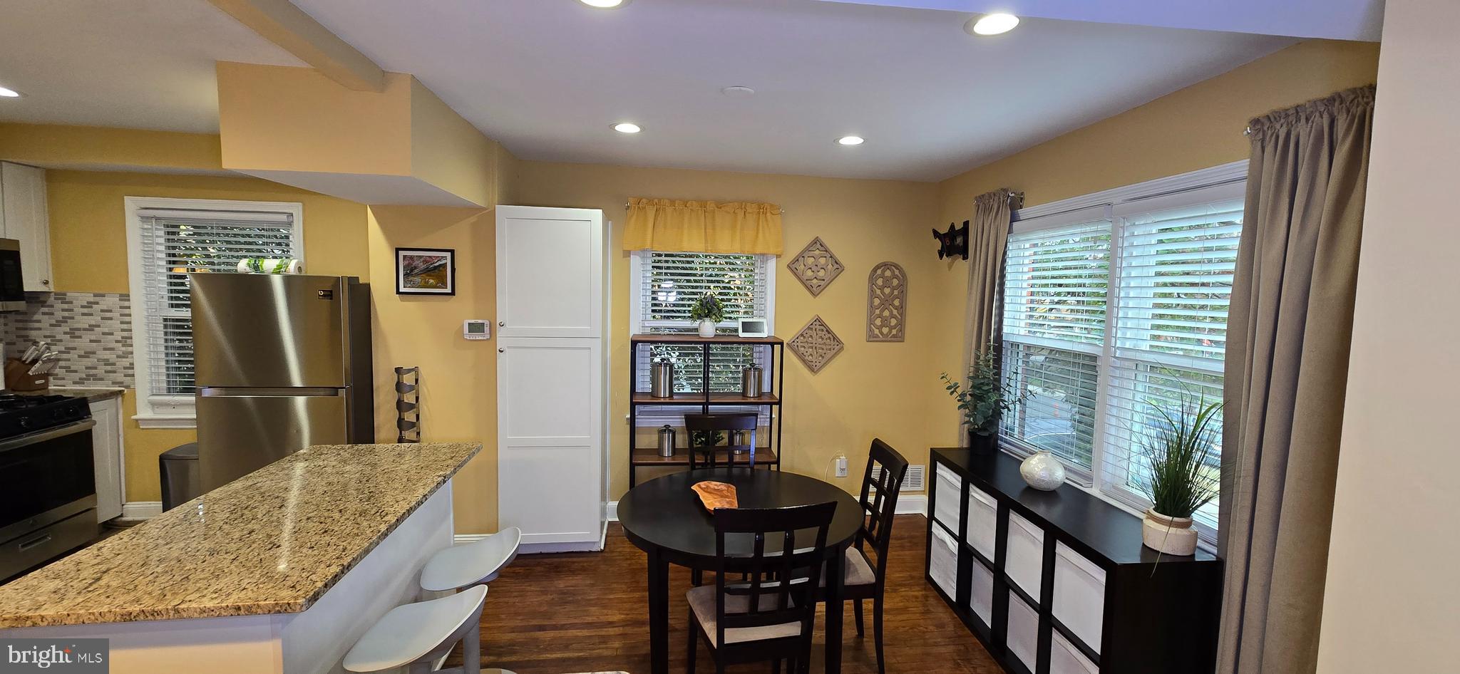 WOODLAWN - Residential Lease