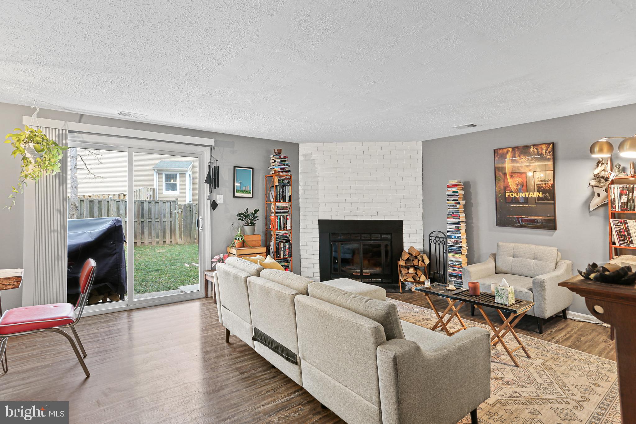 HILLCREST KNOLLS - Residential