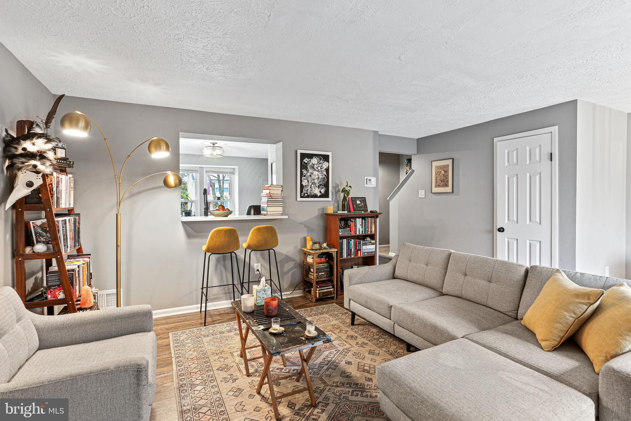 HILLCREST KNOLLS - Residential