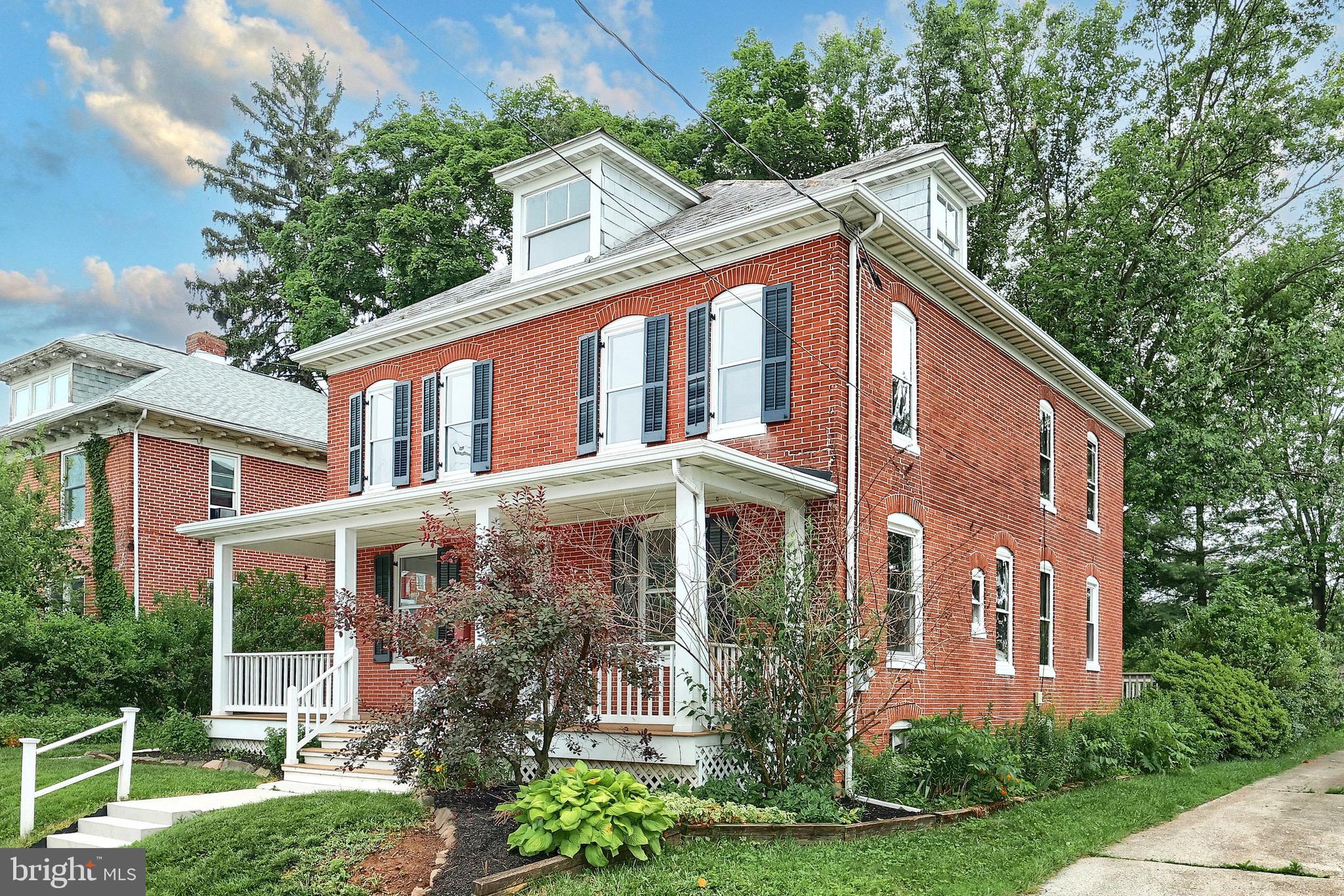415 LINCOLN WAY WEST