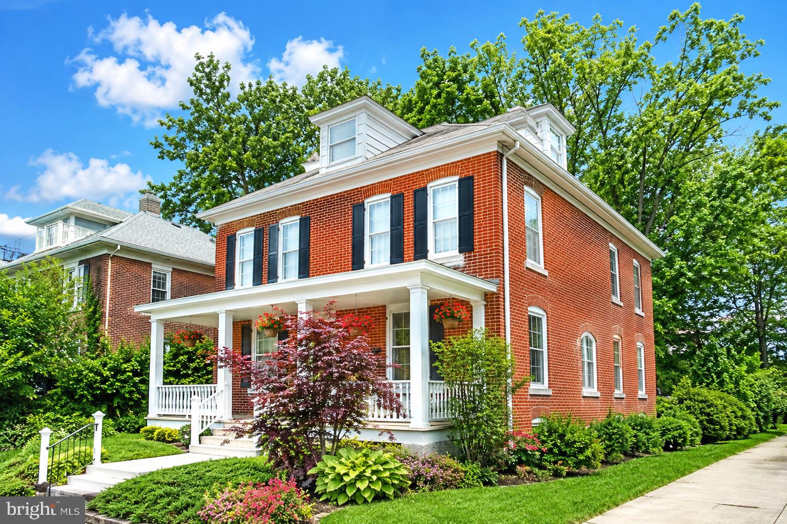 415 LINCOLN WAY WEST