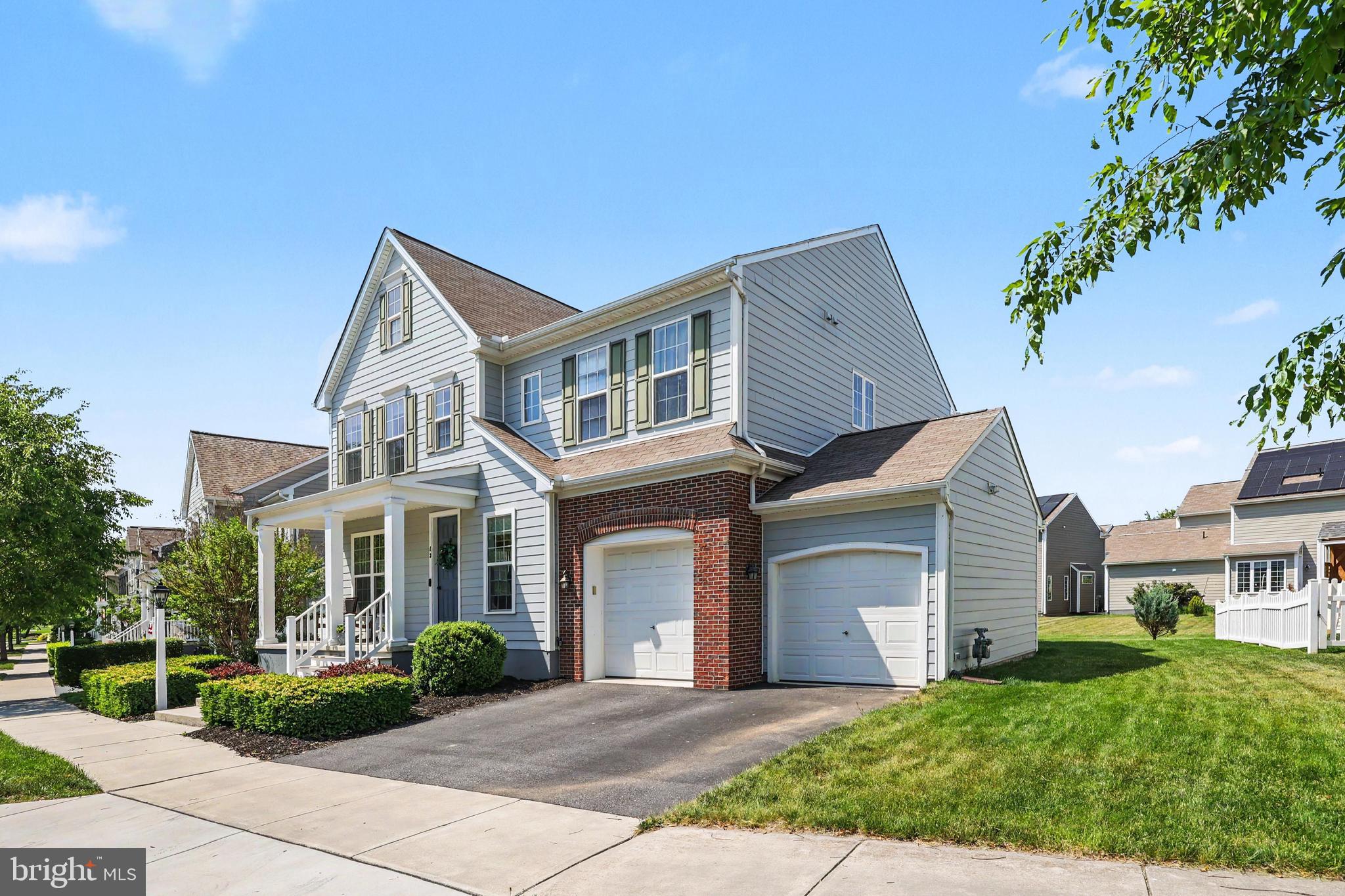 43 HOKE FARM WAY