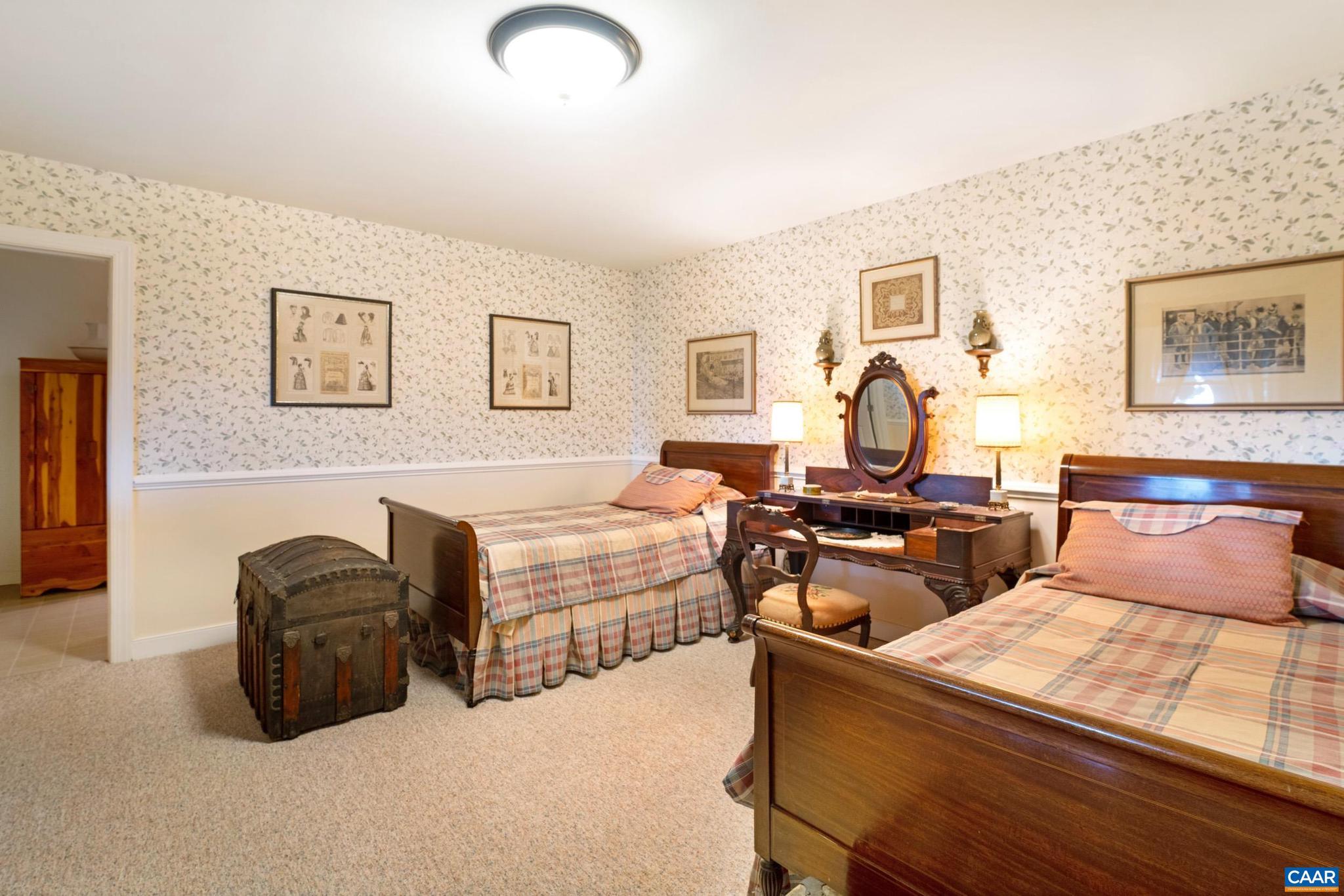 HARE GLEN - Residential