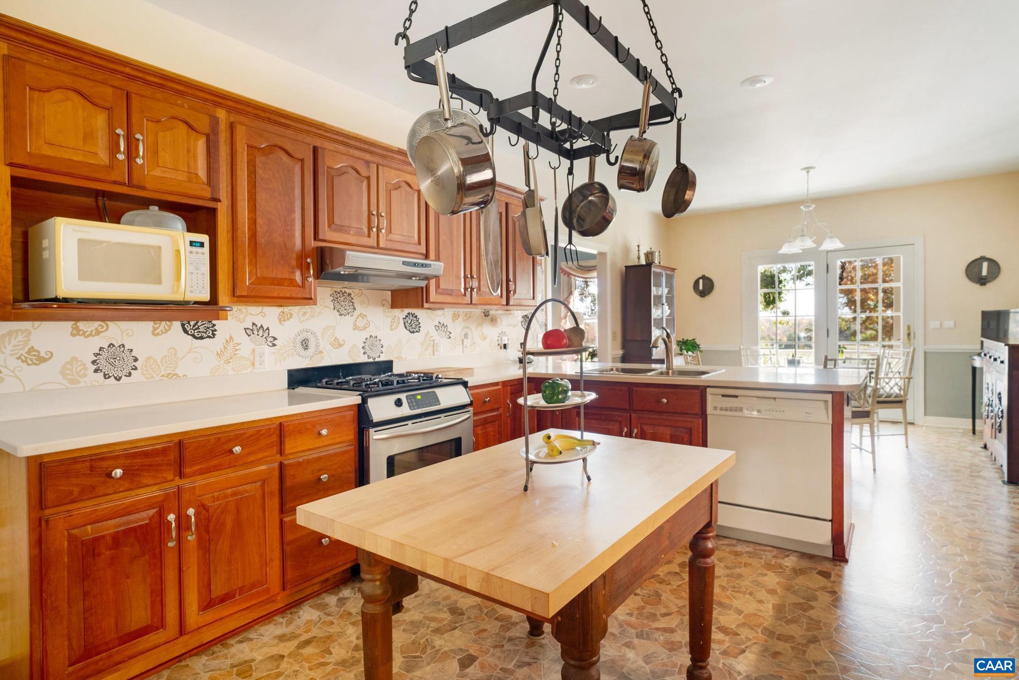 HARE GLEN - Residential