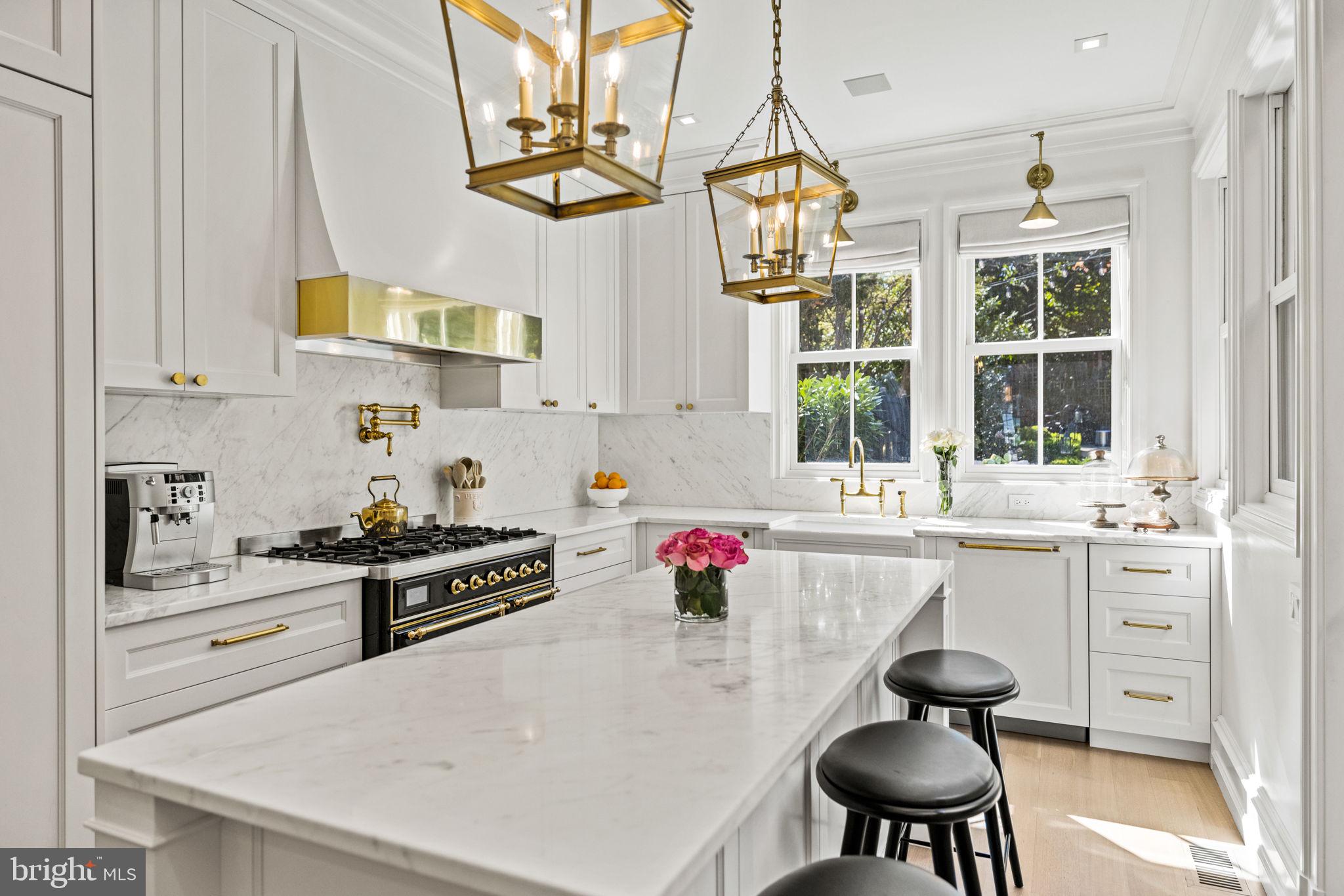 GEORGETOWN - Residential