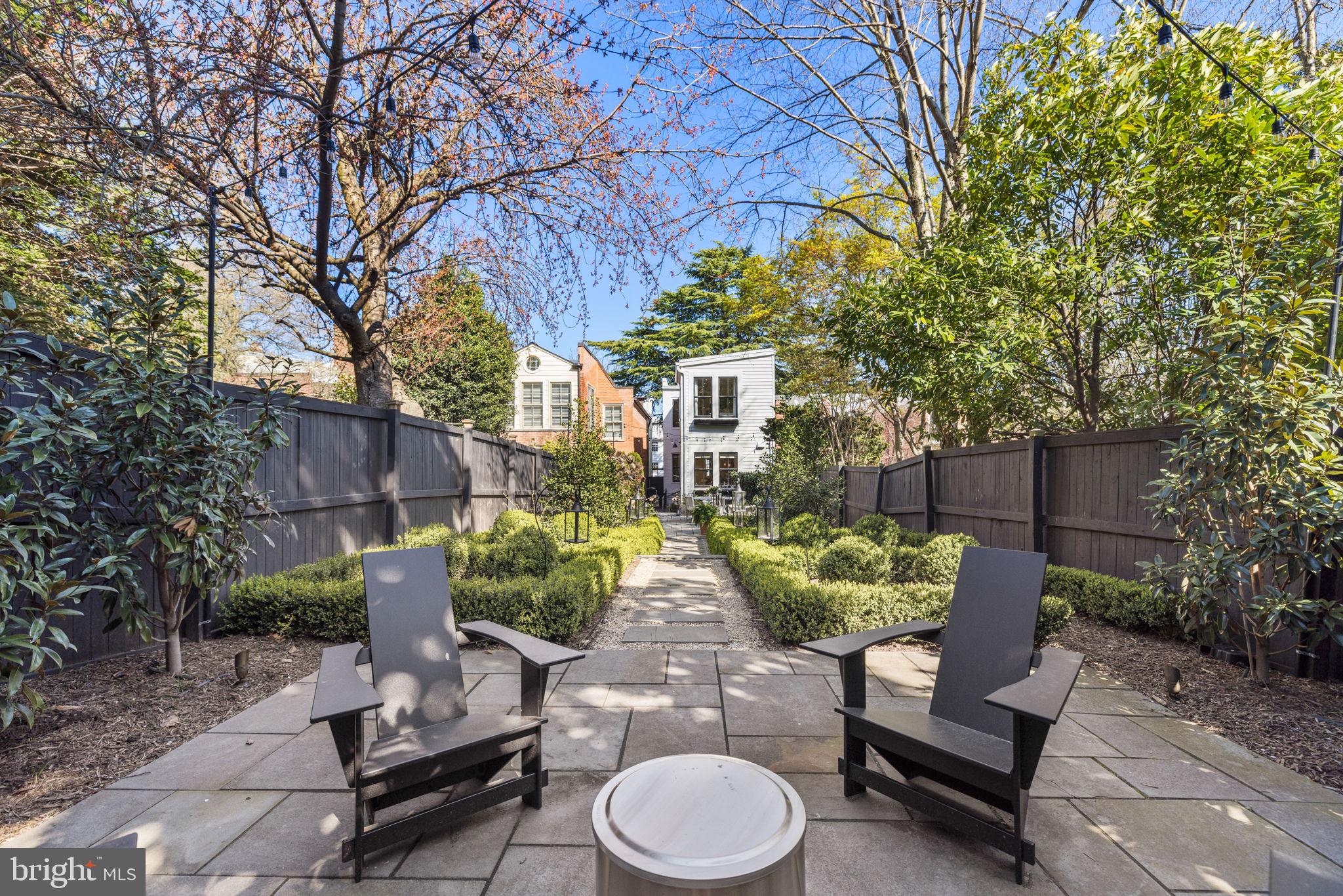 GEORGETOWN - Residential