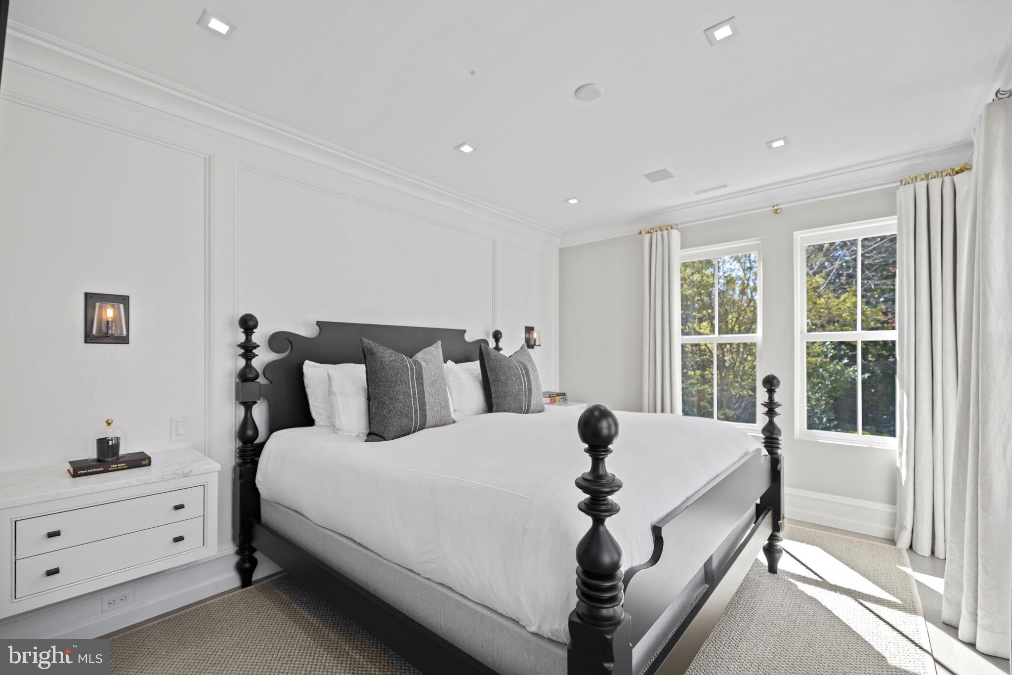 GEORGETOWN - Residential