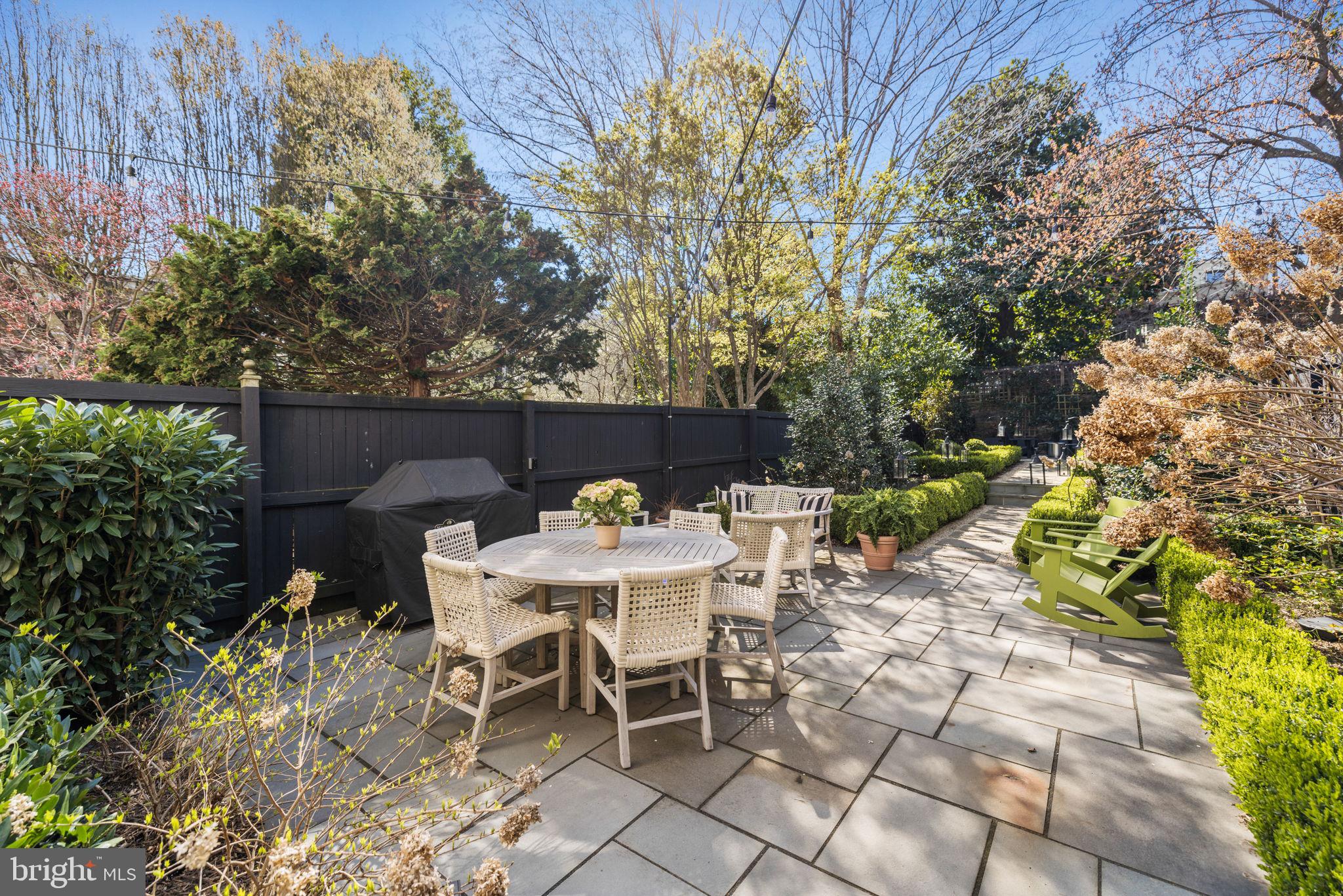 GEORGETOWN - Residential