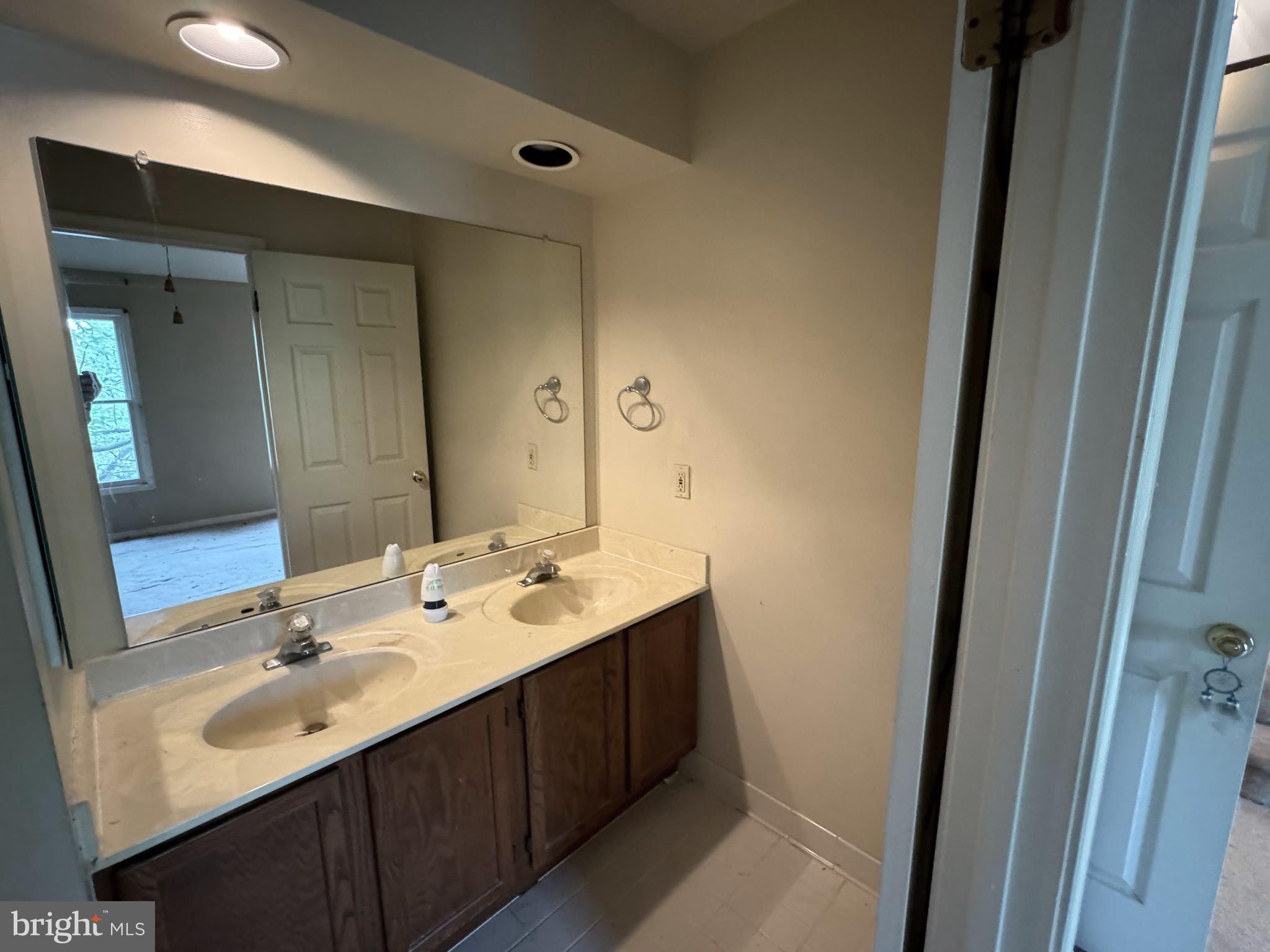 BOWLING BROOK FARMS - Residential