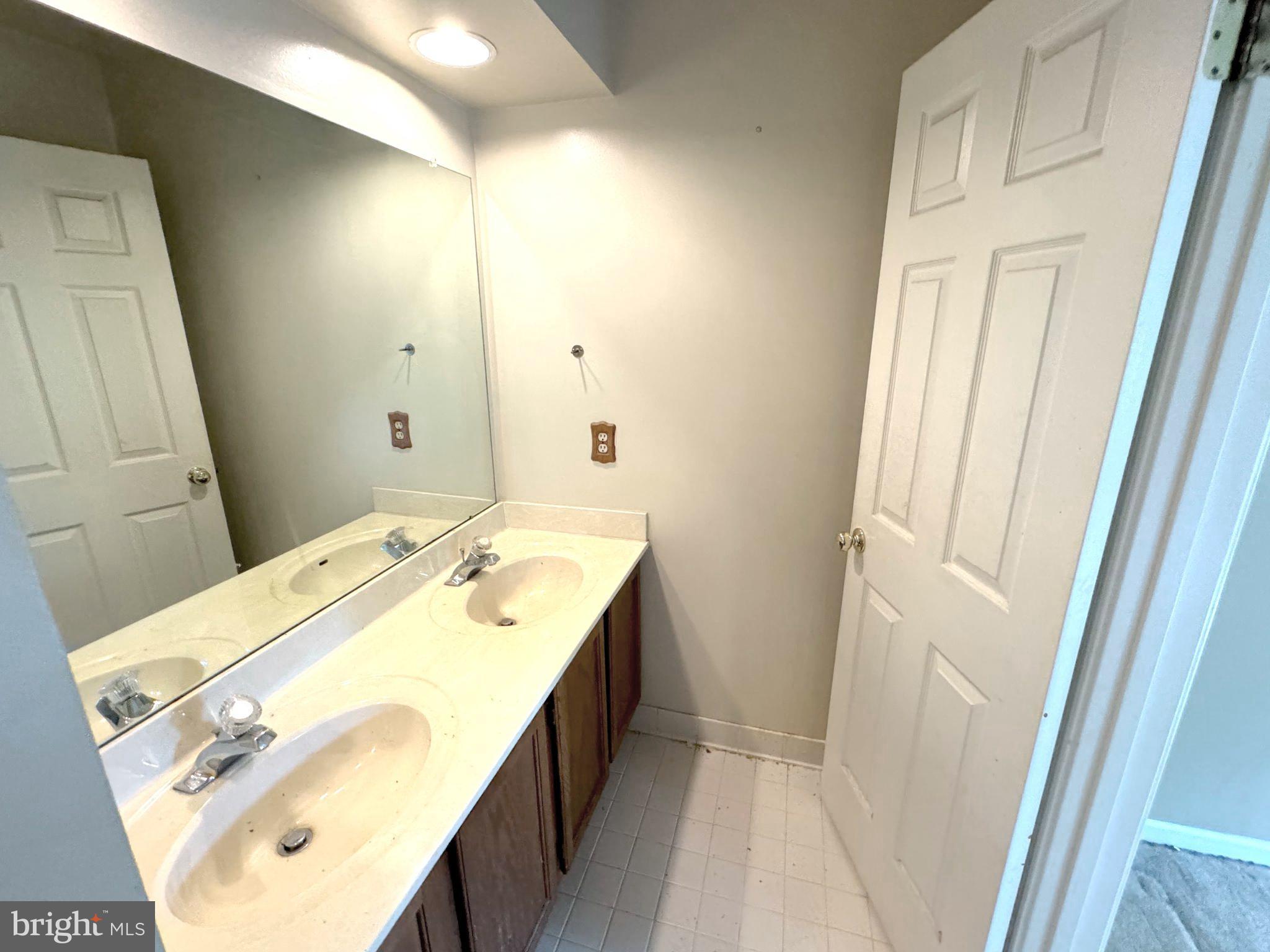 BOWLING BROOK FARMS - Residential