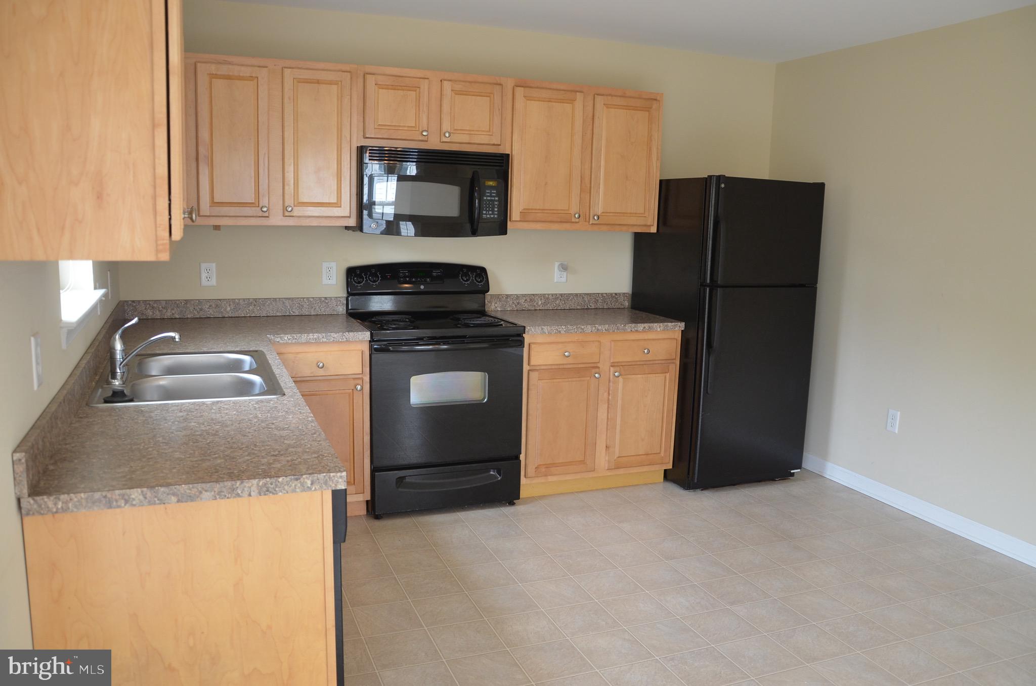 MARGARETS GROVE - Residential Lease