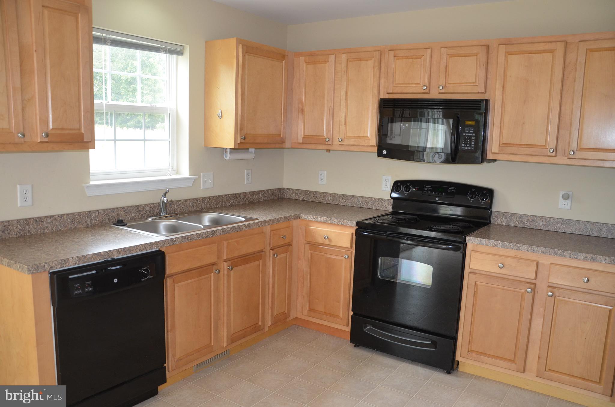 MARGARETS GROVE - Residential Lease