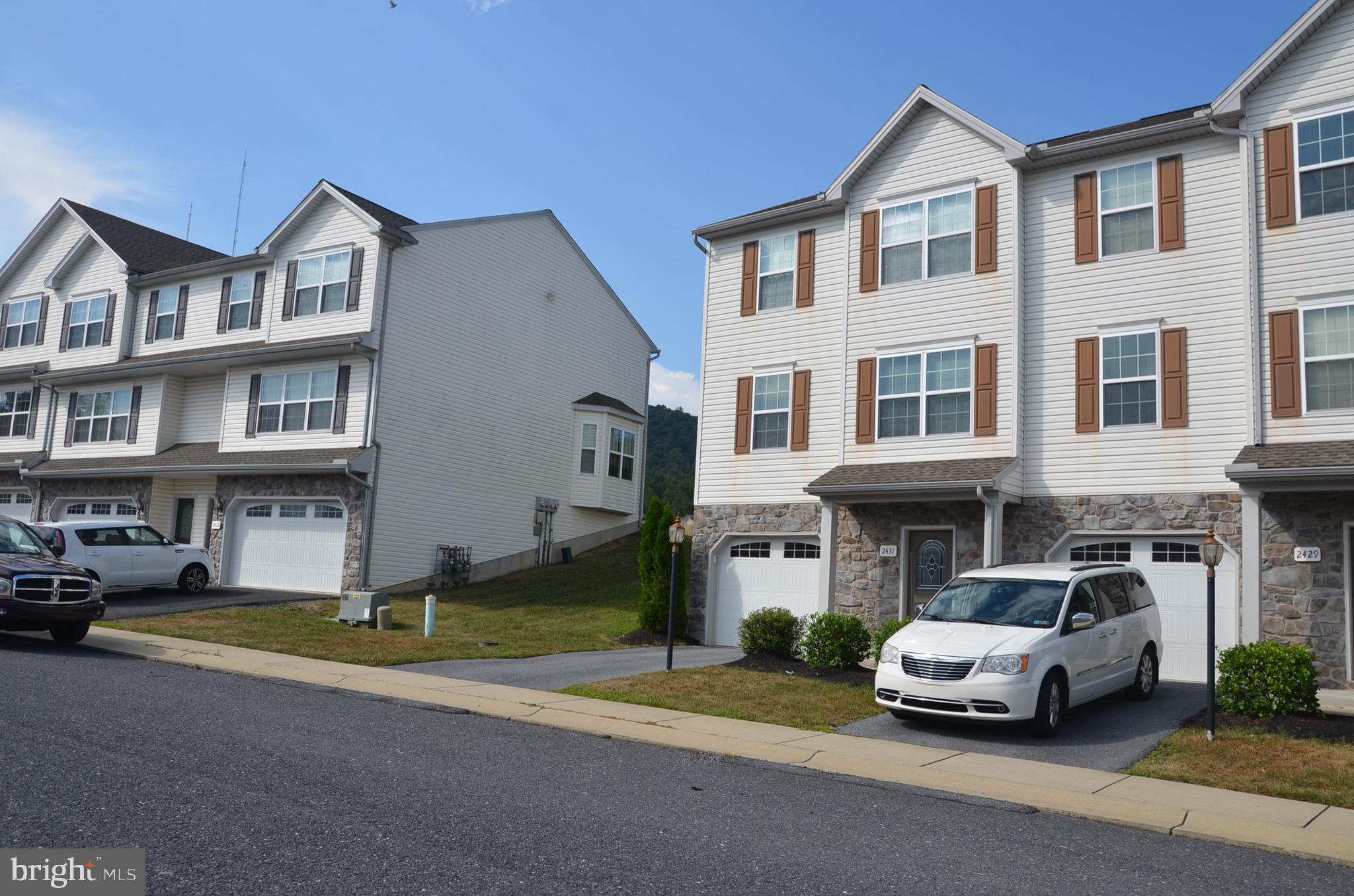 MARGARETS GROVE - Residential Lease