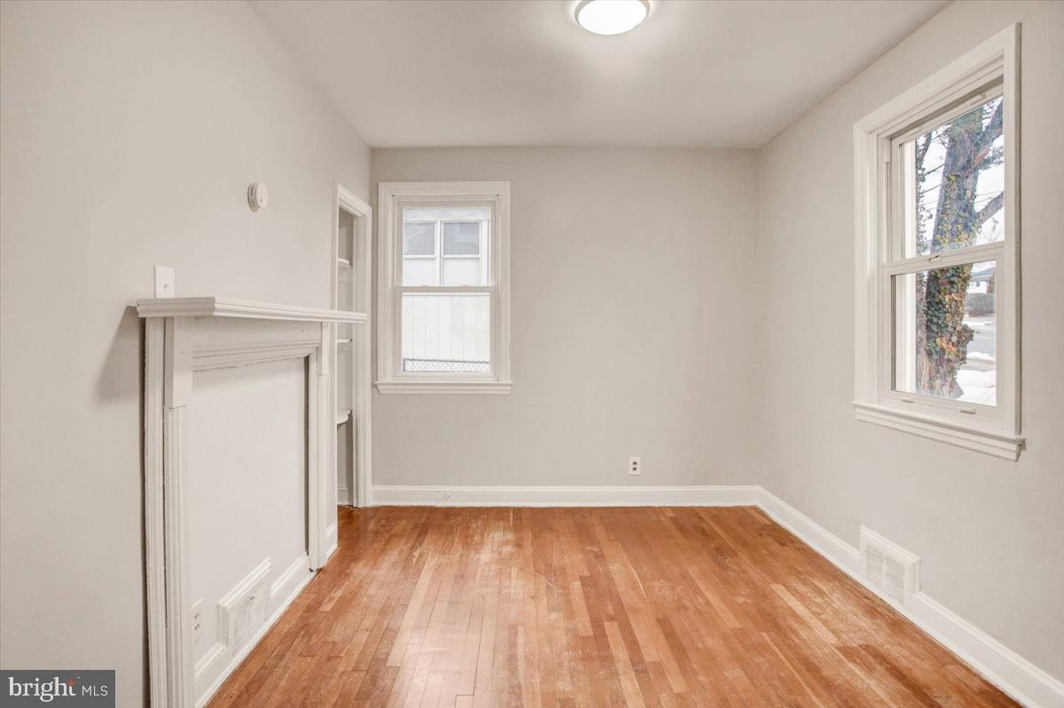 HAMILTON PARK - Residential