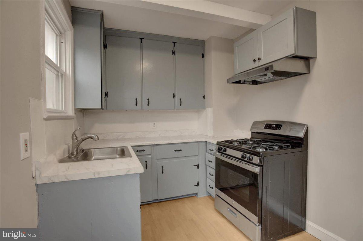 HAMILTON PARK - Residential