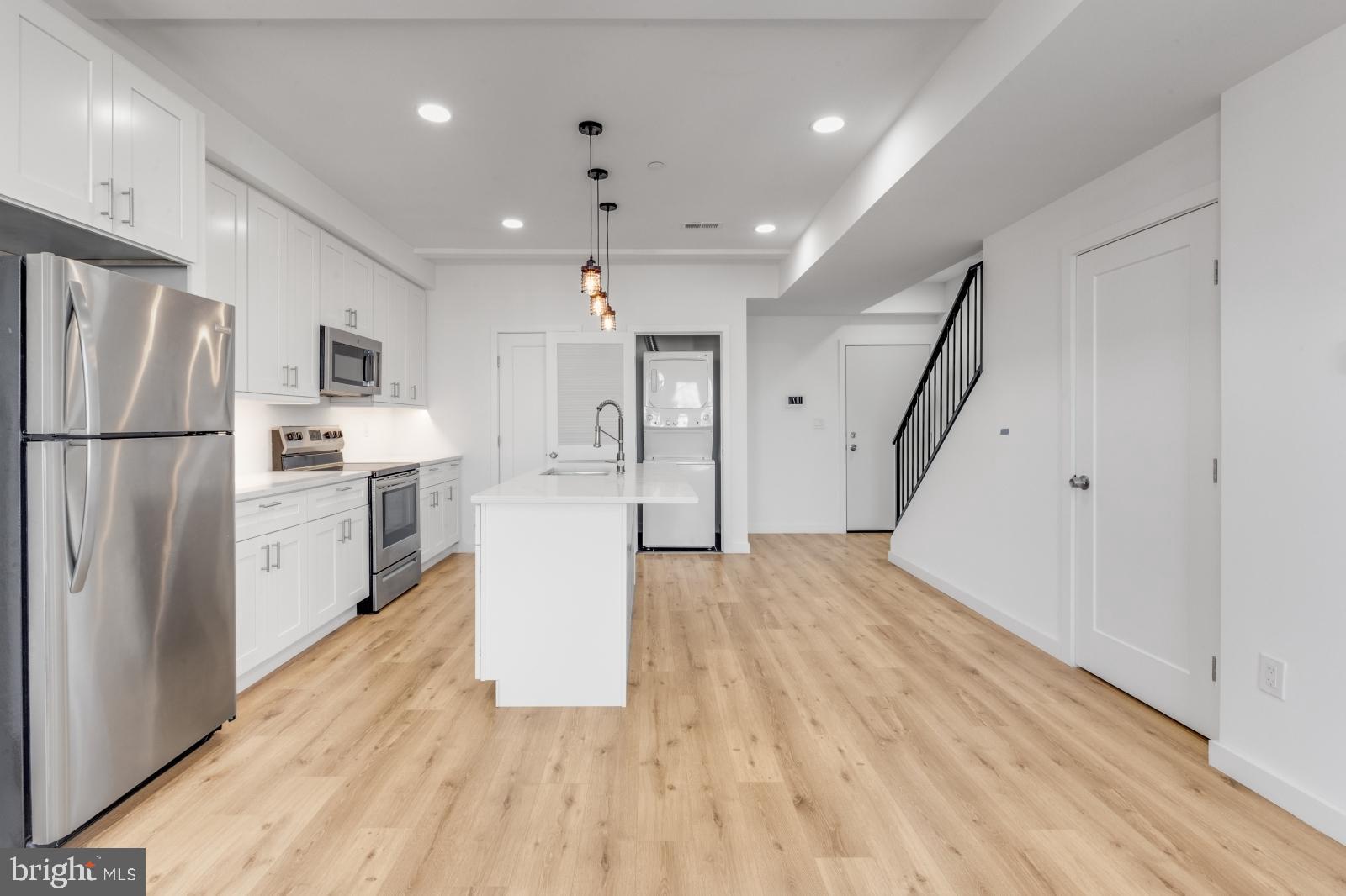 FISHTOWN - Residential Lease