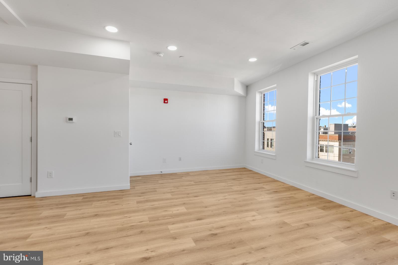 FISHTOWN - Residential Lease