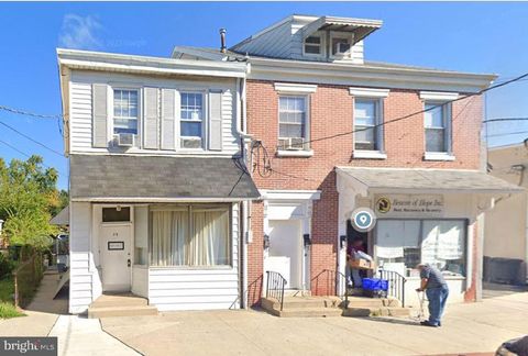 Photo of 39 Mill Street, MOUNT HOLLY, NJ 08060 (MLS # NJBL2104180)