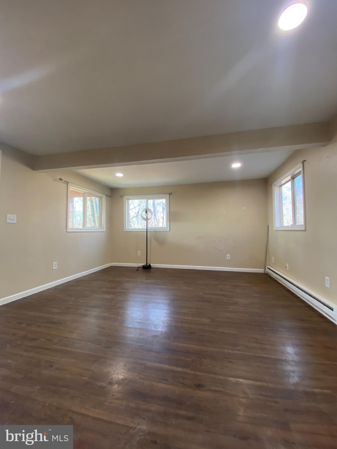 GLENWOOD FOREST - Residential Lease