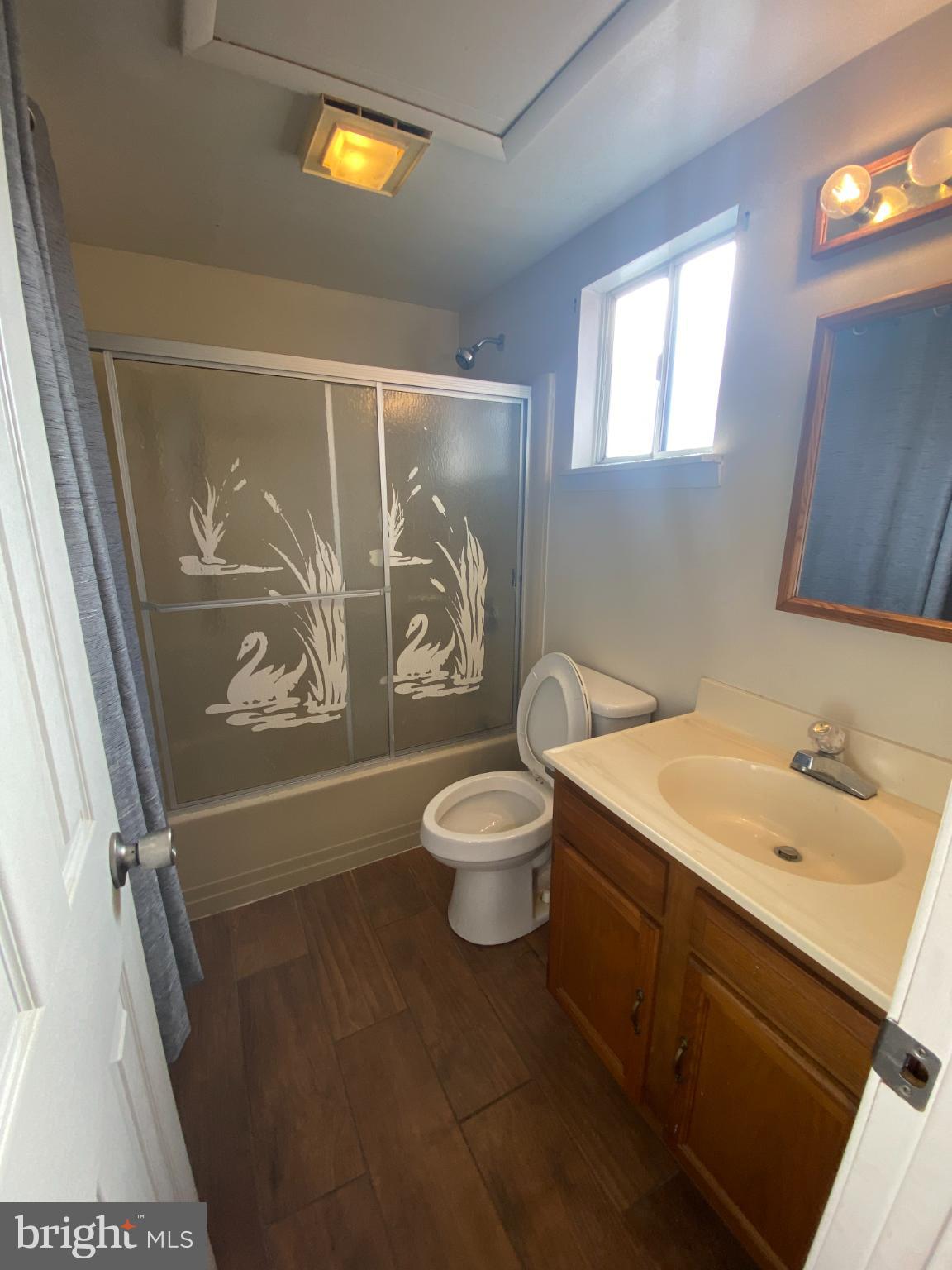 GLENWOOD FOREST - Residential Lease