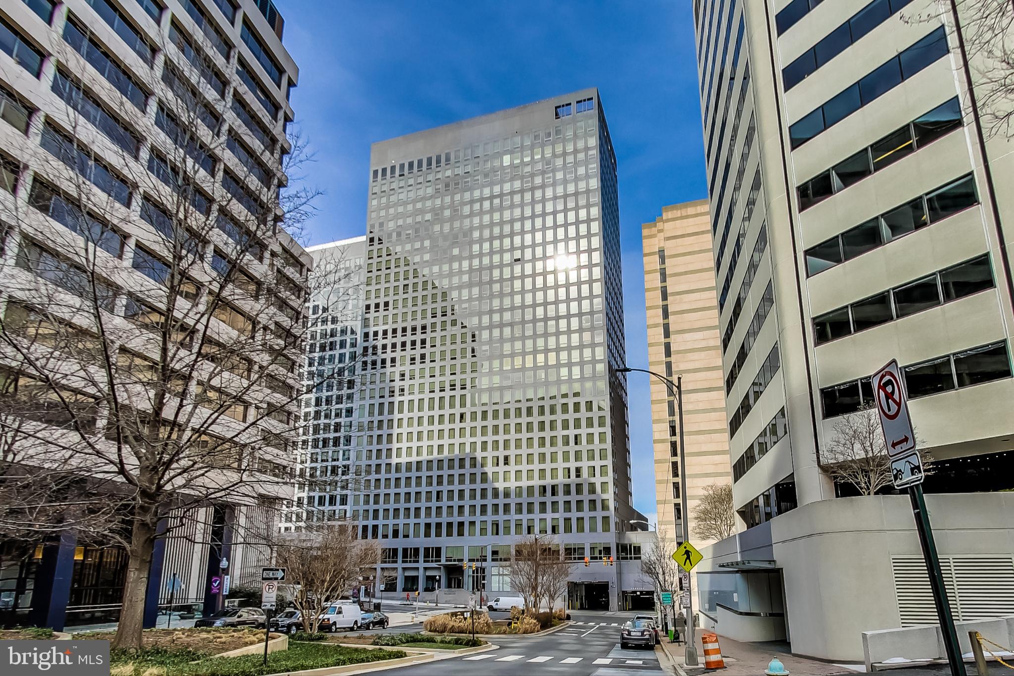 THE WATERVIEW - Residential