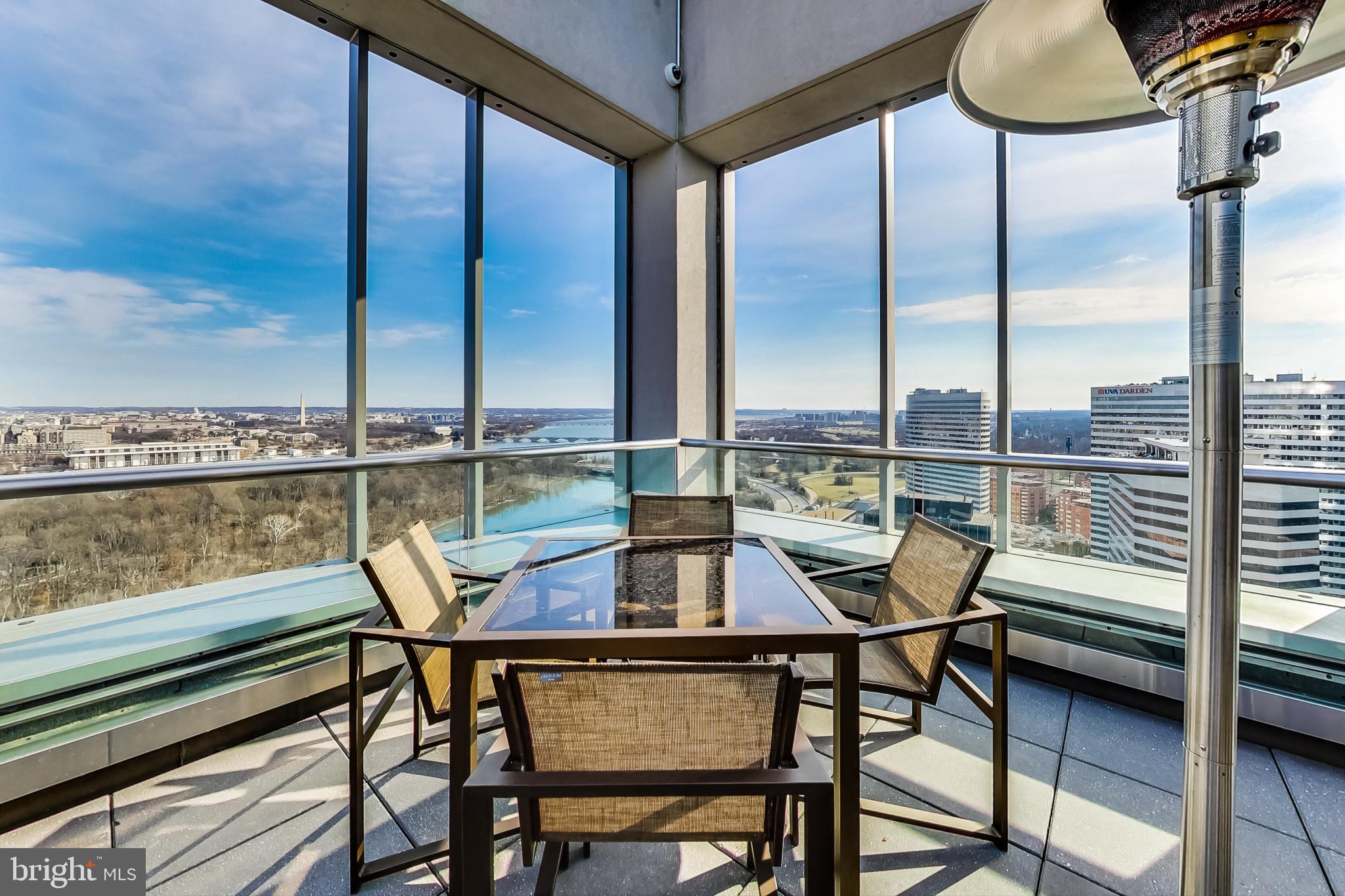 THE WATERVIEW - Residential